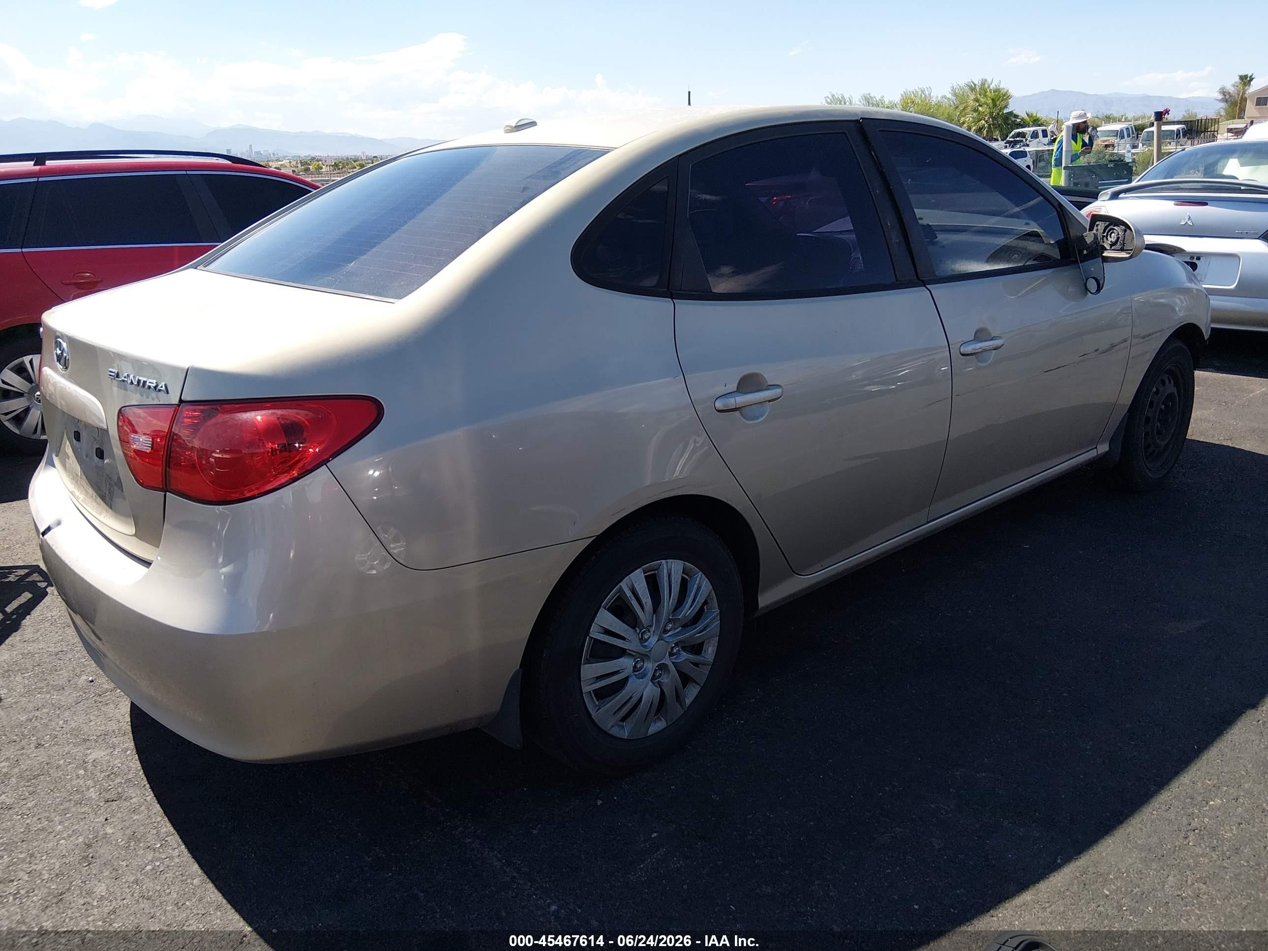 2008 Hyundai Elantra Gls/se Tan vin: KMHDU46D18U336411