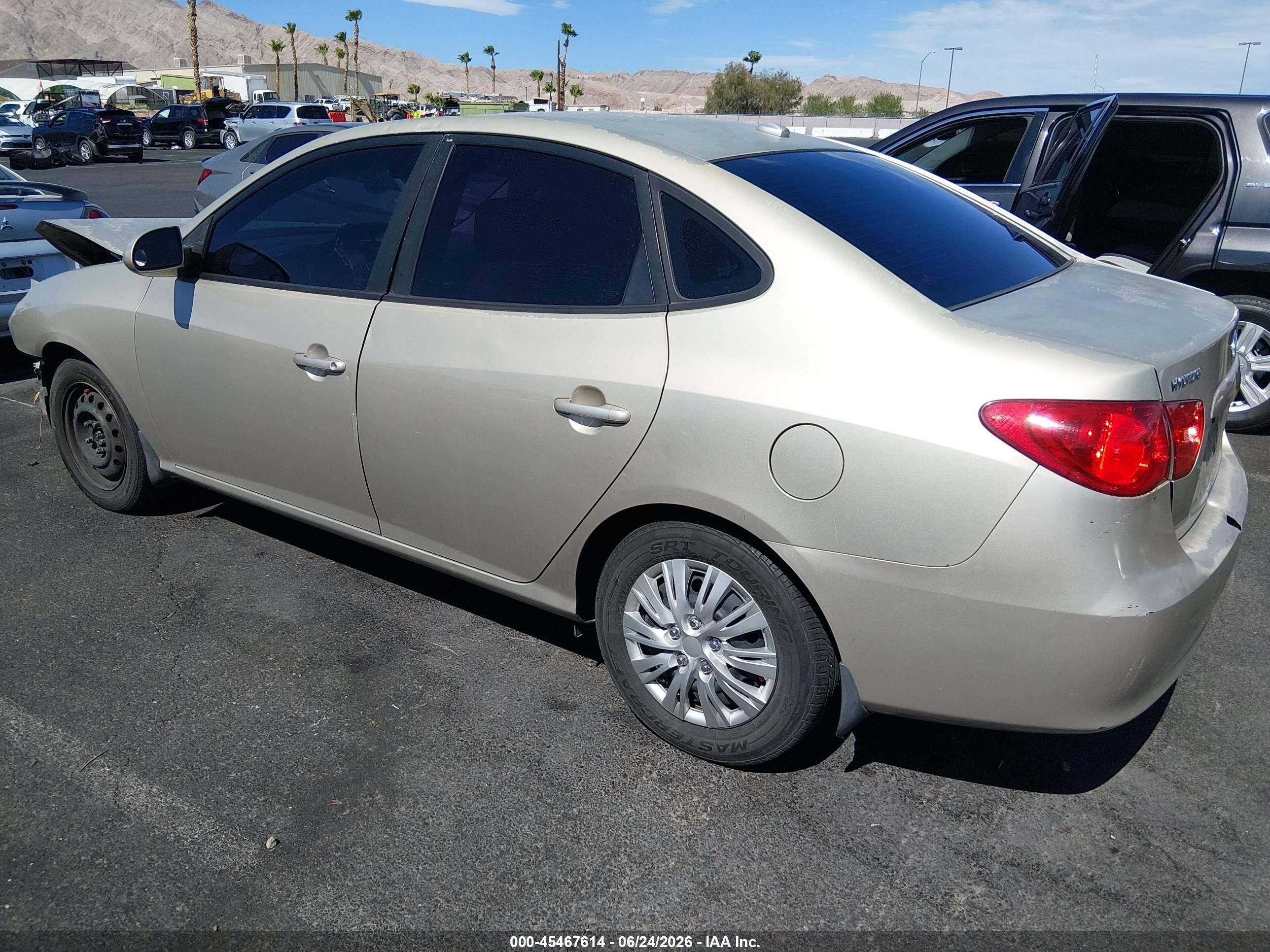 2008 Hyundai Elantra Gls/se Tan vin: KMHDU46D18U336411