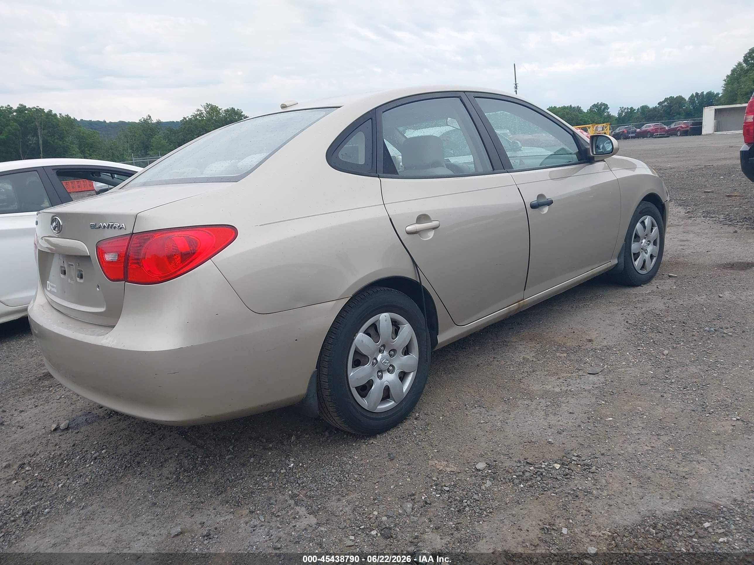 2008 Hyundai Elantra Gls/se Beige vin: KMHDU46D18U384944