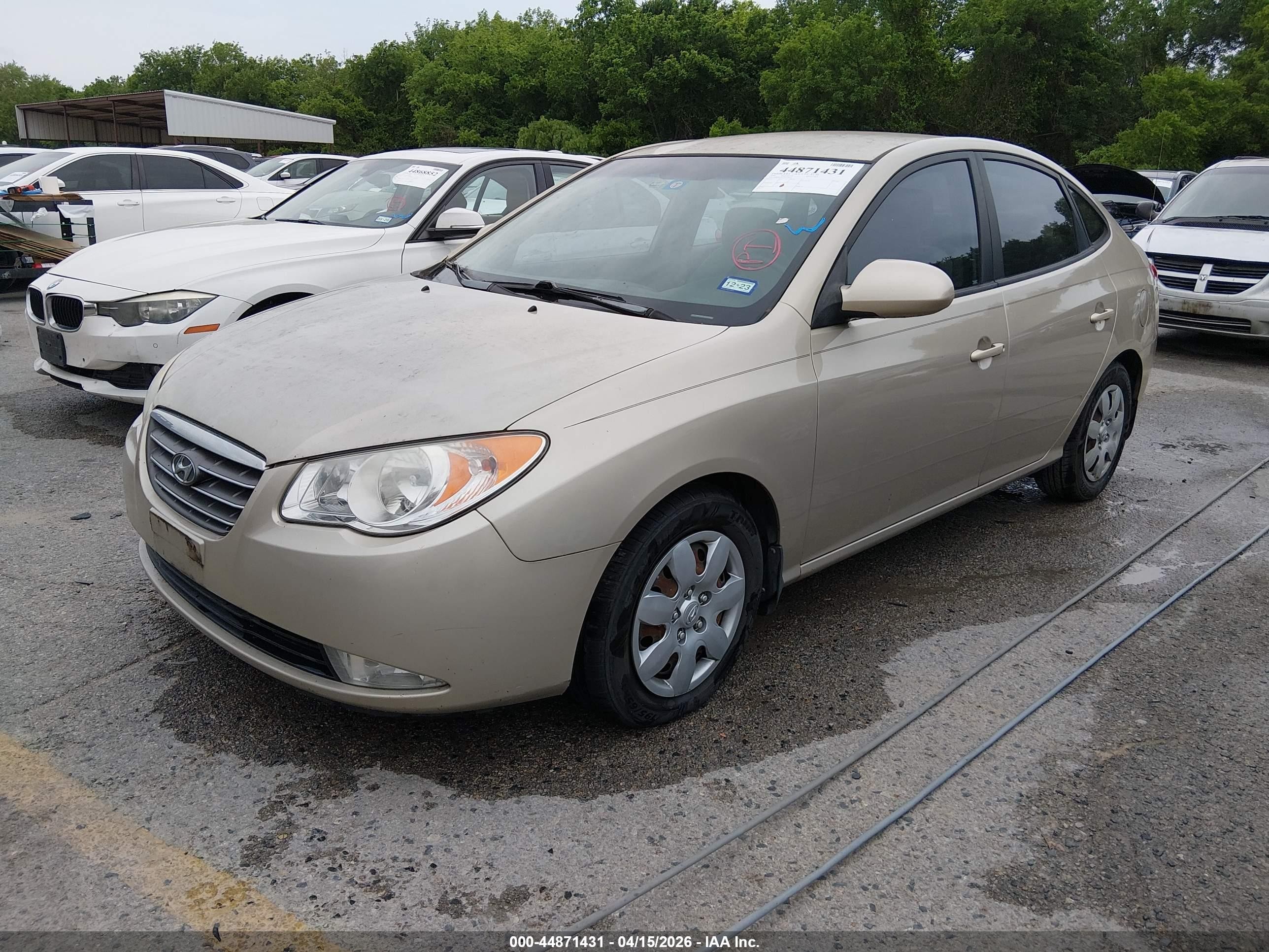 2008 Hyundai Elantra Gls/se Золотой vin: KMHDU46D18U386855