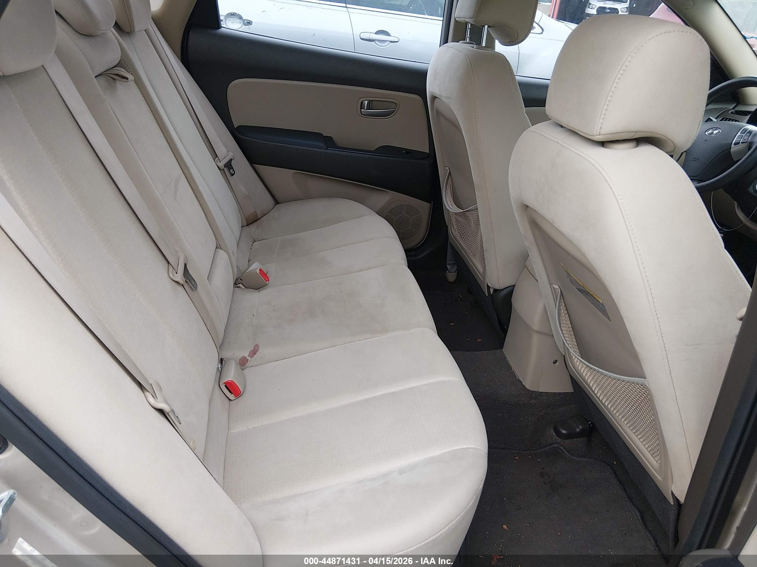 2008 Hyundai Elantra Gls/se Золотой vin: KMHDU46D18U386855