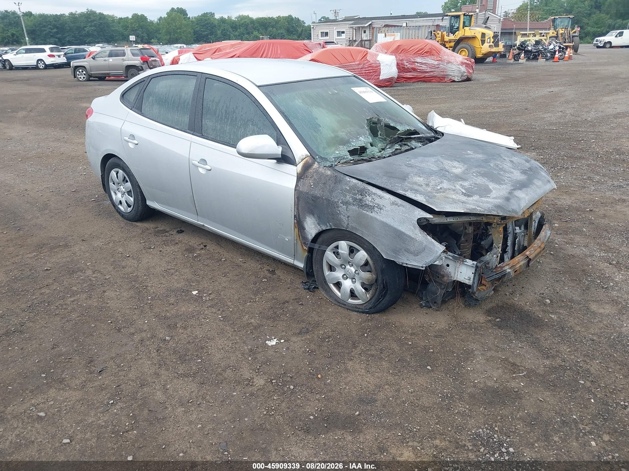 2008 Hyundai Elantra Gls/se Silver vin: KMHDU46D18U409471