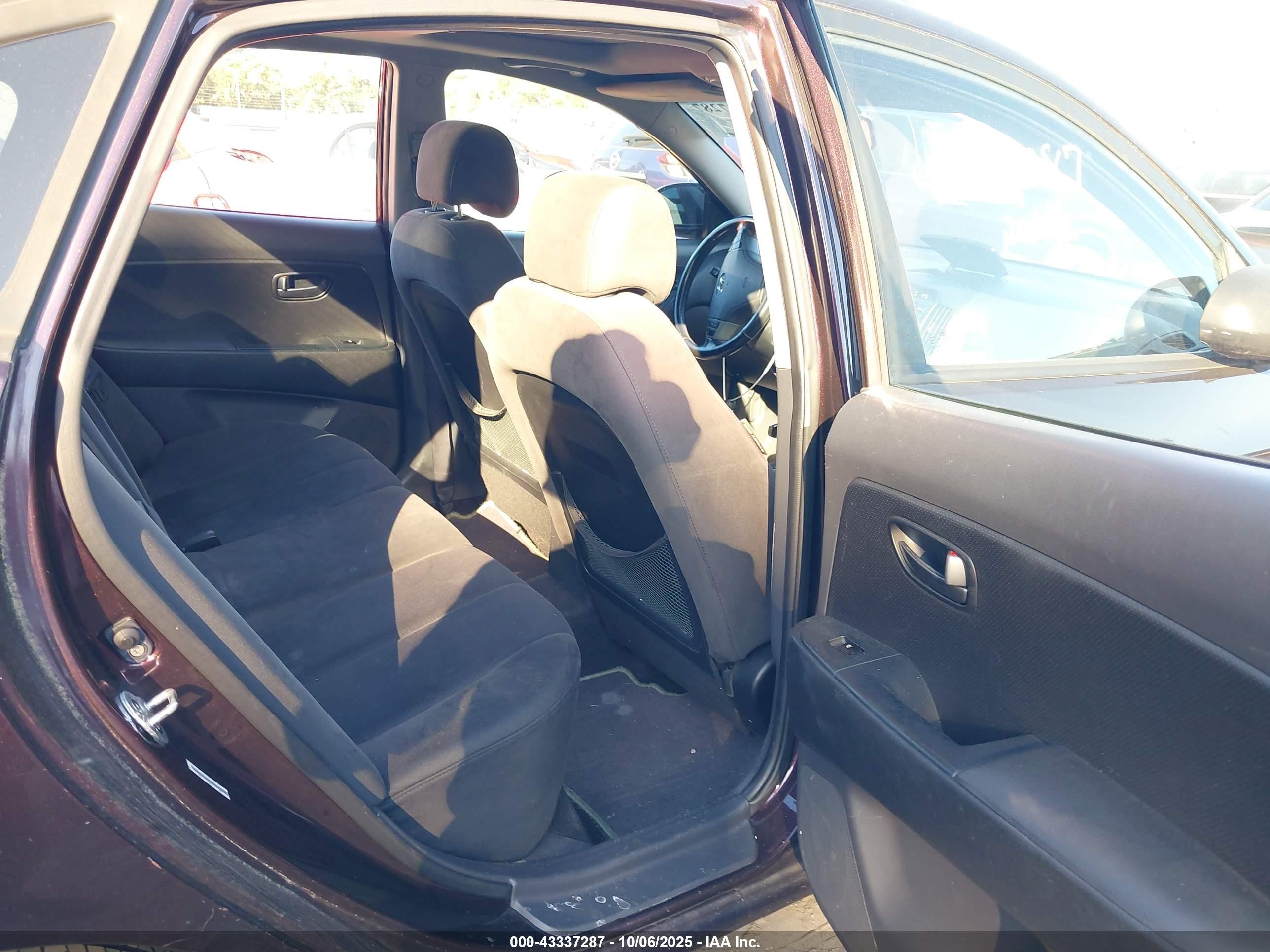 2008 Hyundai Elantra Gls/se Maroon vin: KMHDU46D18U503348