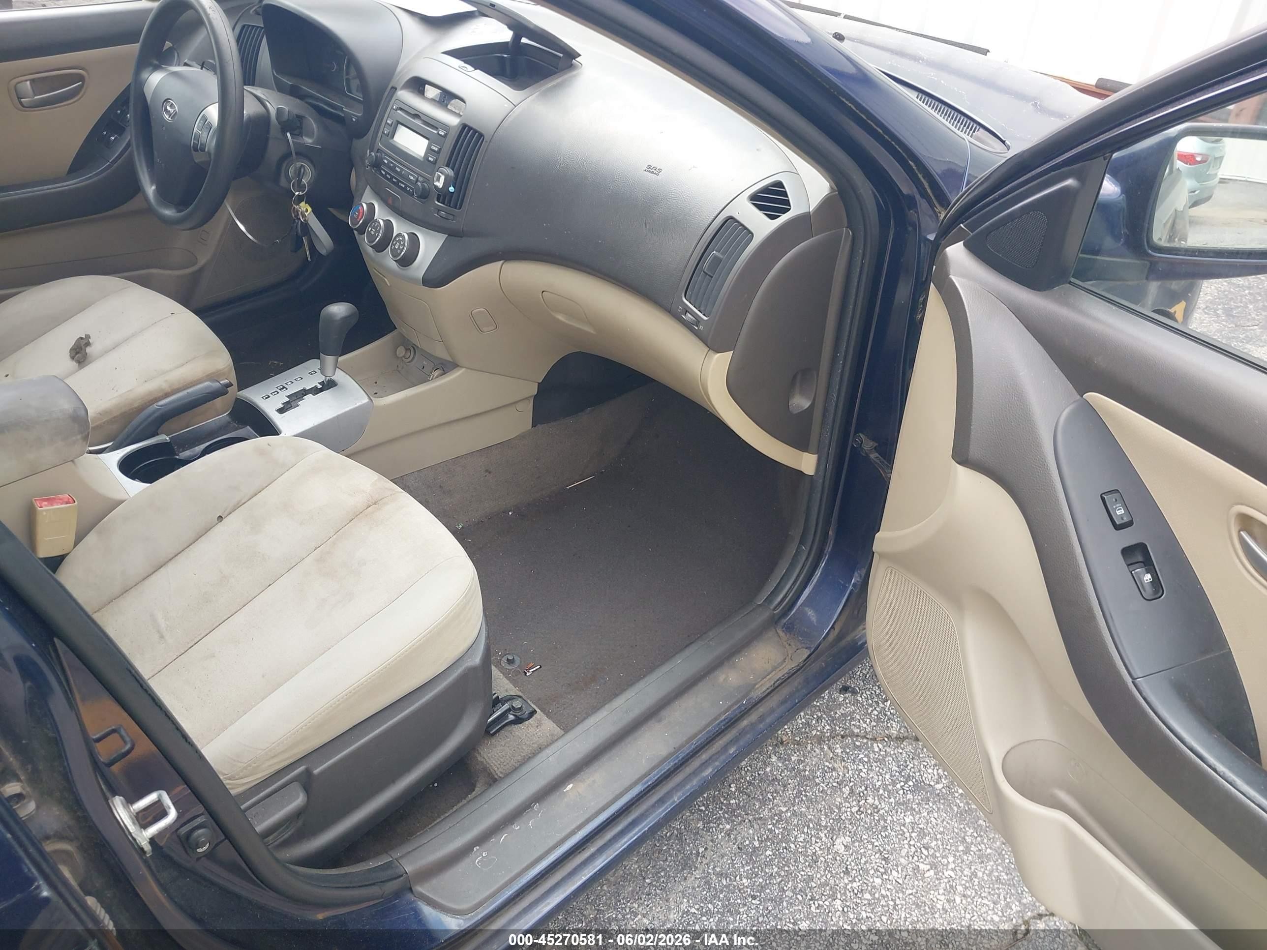 2008 Hyundai Elantra Gls/se Blue vin: KMHDU46D18U515385