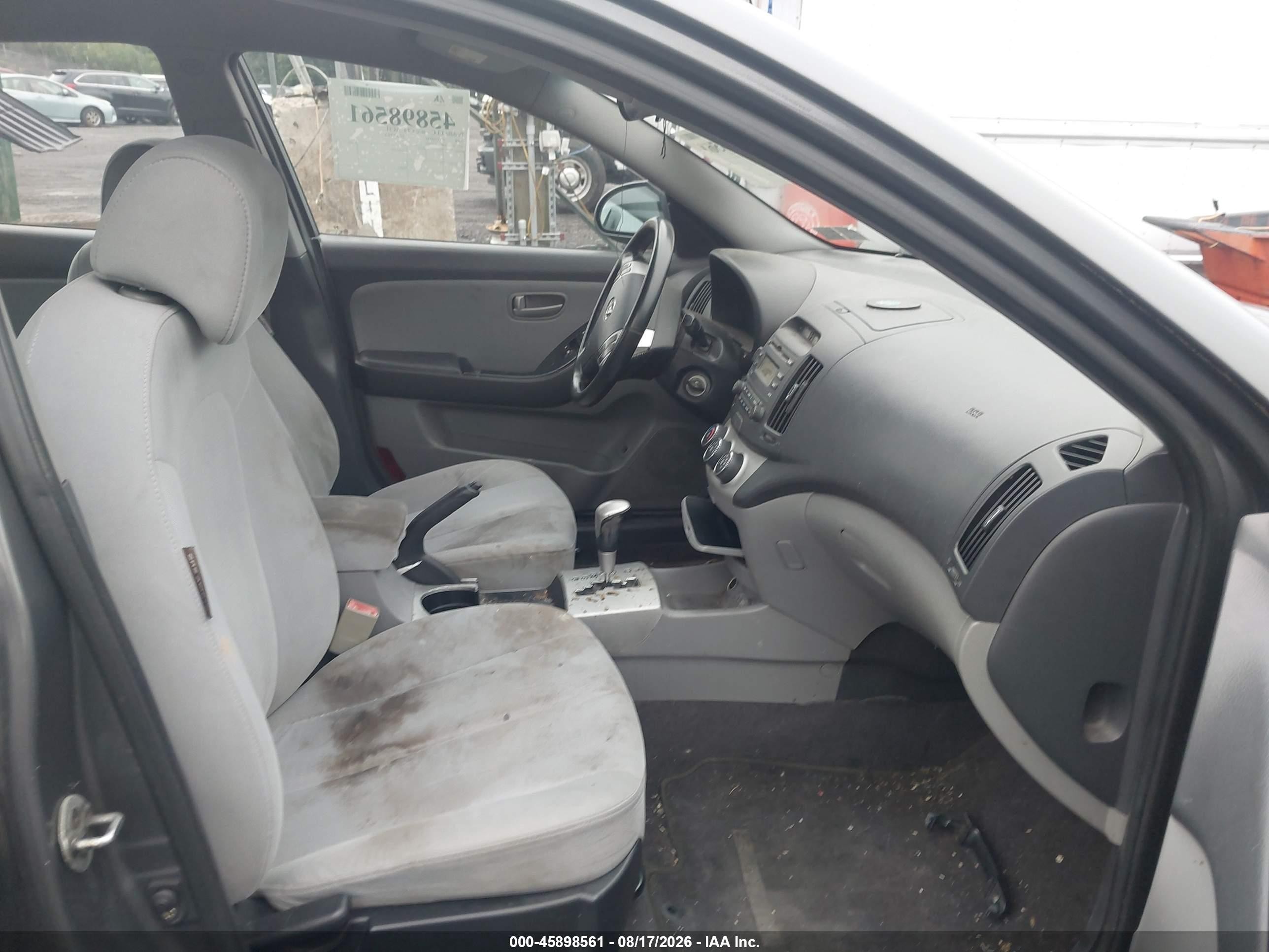2008 Hyundai Elantra Gls/se Gray vin: KMHDU46D18U521137