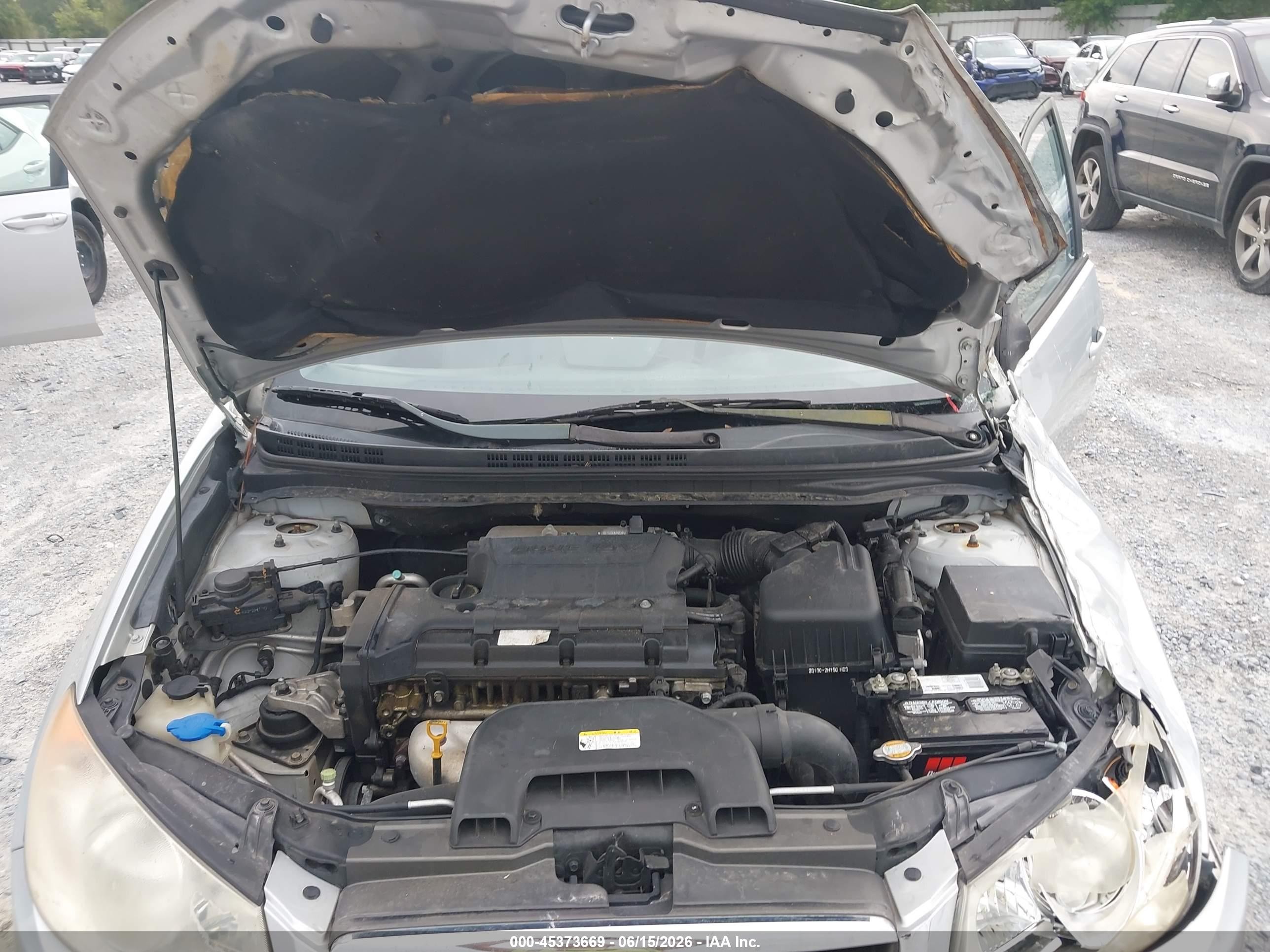 2008 Hyundai Elantra Gls/se Silver vin: KMHDU46D18U545454