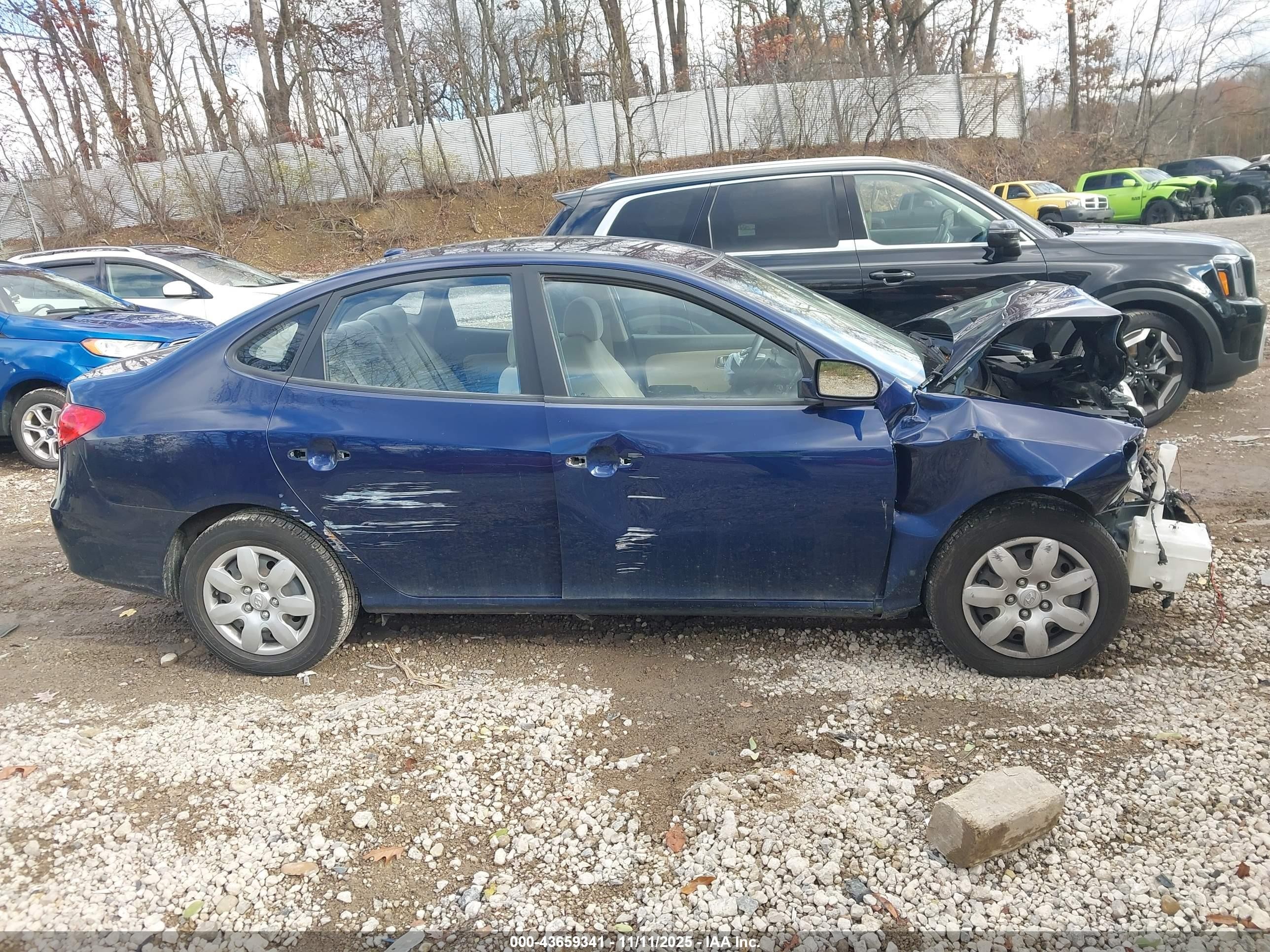 2008 Hyundai Elantra Gls/se Navy vin: KMHDU46D18U585985