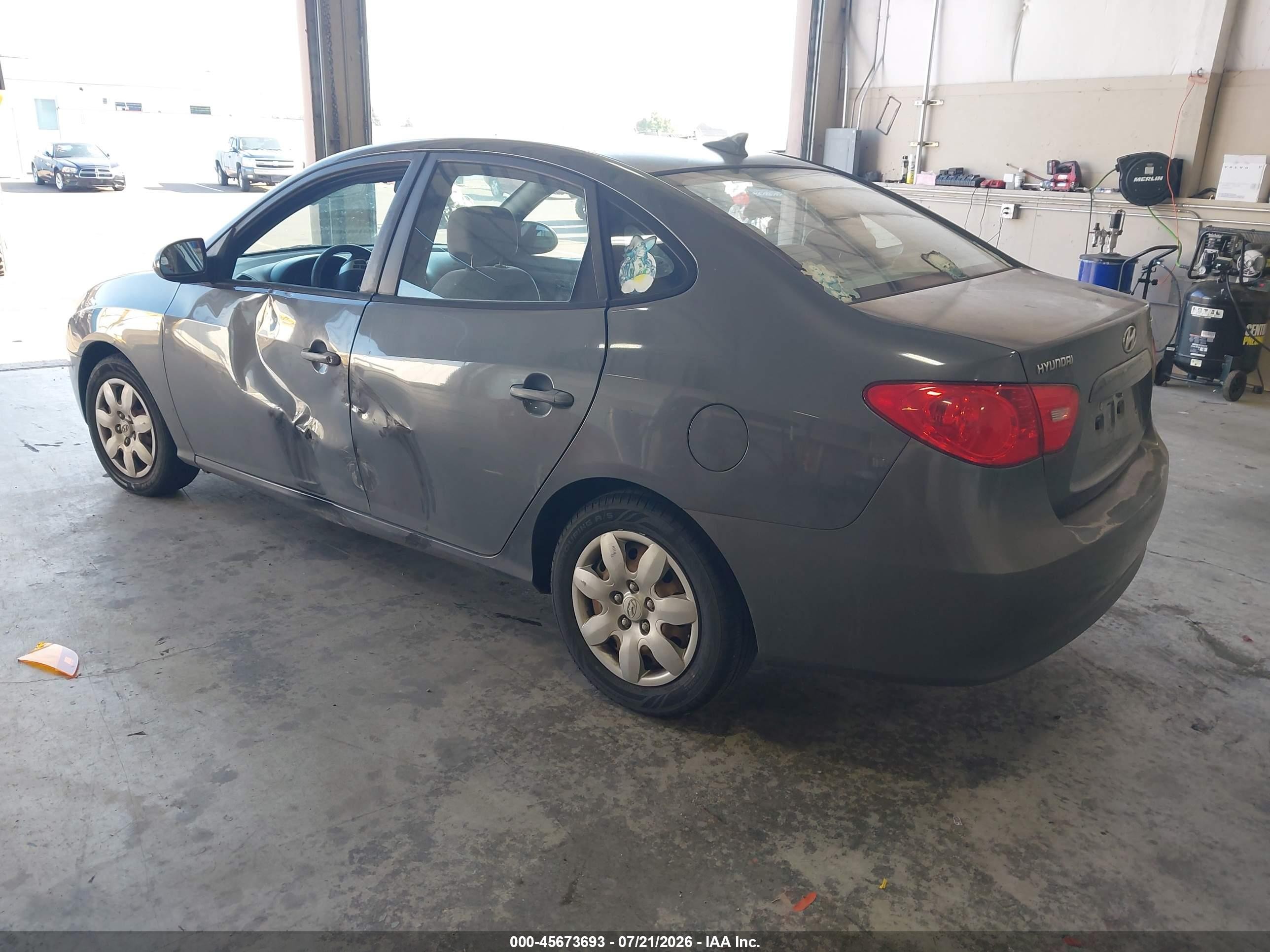 2009 Hyundai Elantra Gls Gray vin: KMHDU46D19U676322
