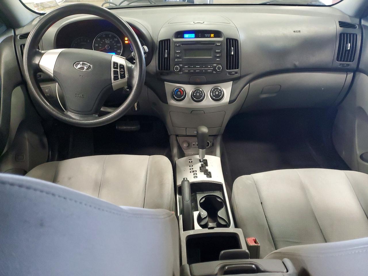 2009 Hyundai Elantra Gls Silver vin: KMHDU46D19U688843