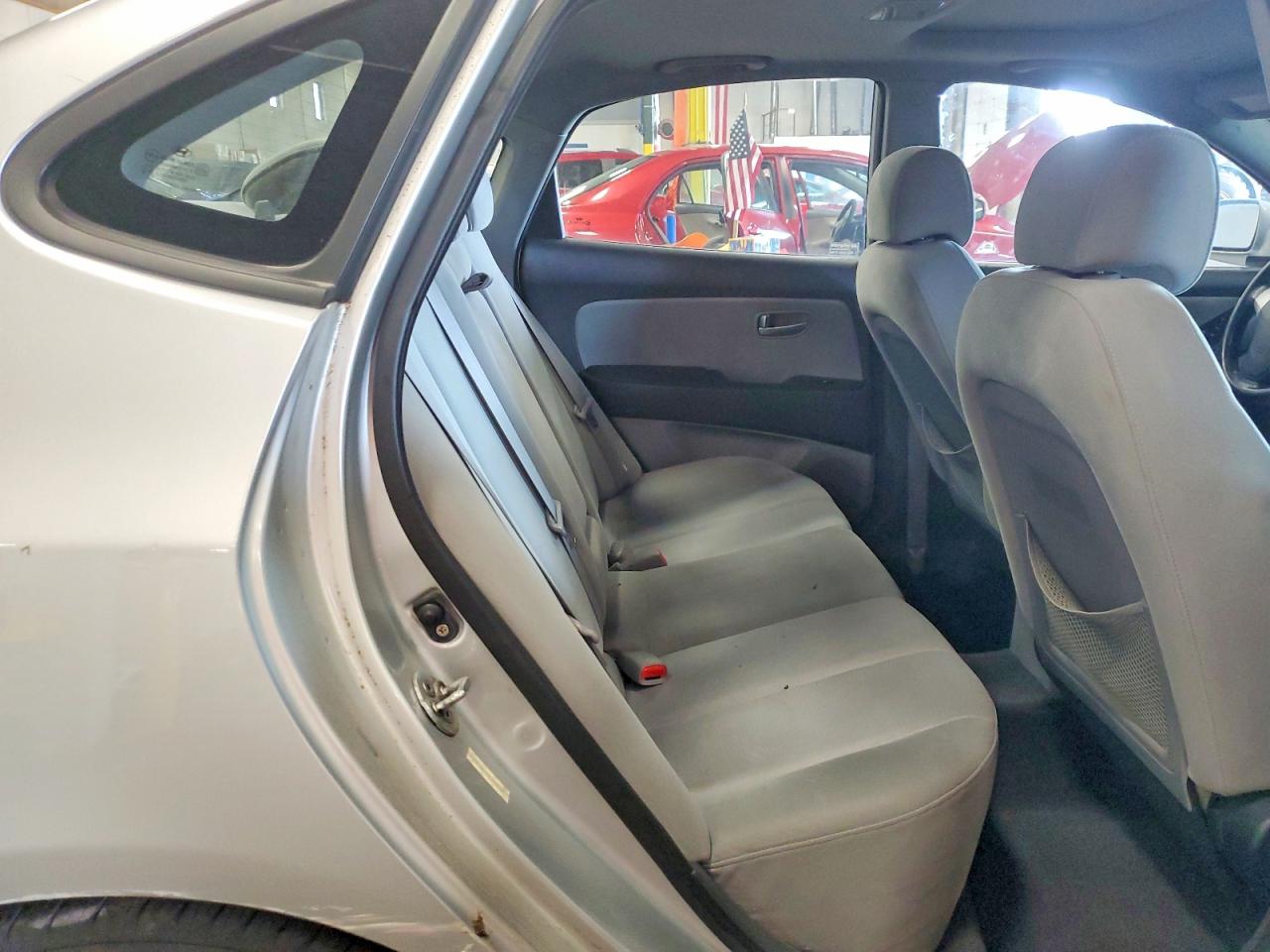 2009 Hyundai Elantra Gls Silver vin: KMHDU46D19U688843