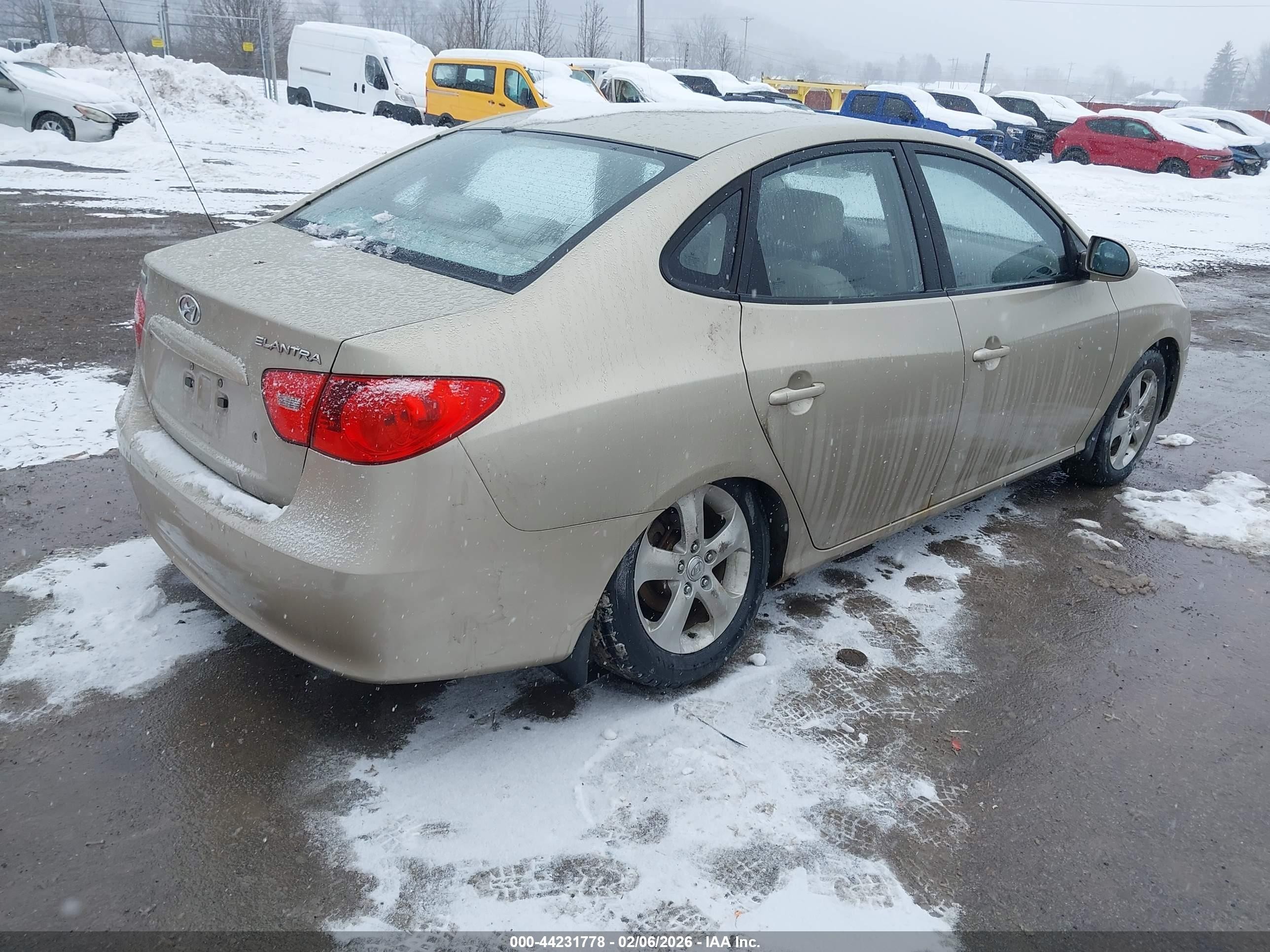 2007 Hyundai Elantra Gls/limited/se Gold vin: KMHDU46D27U029067