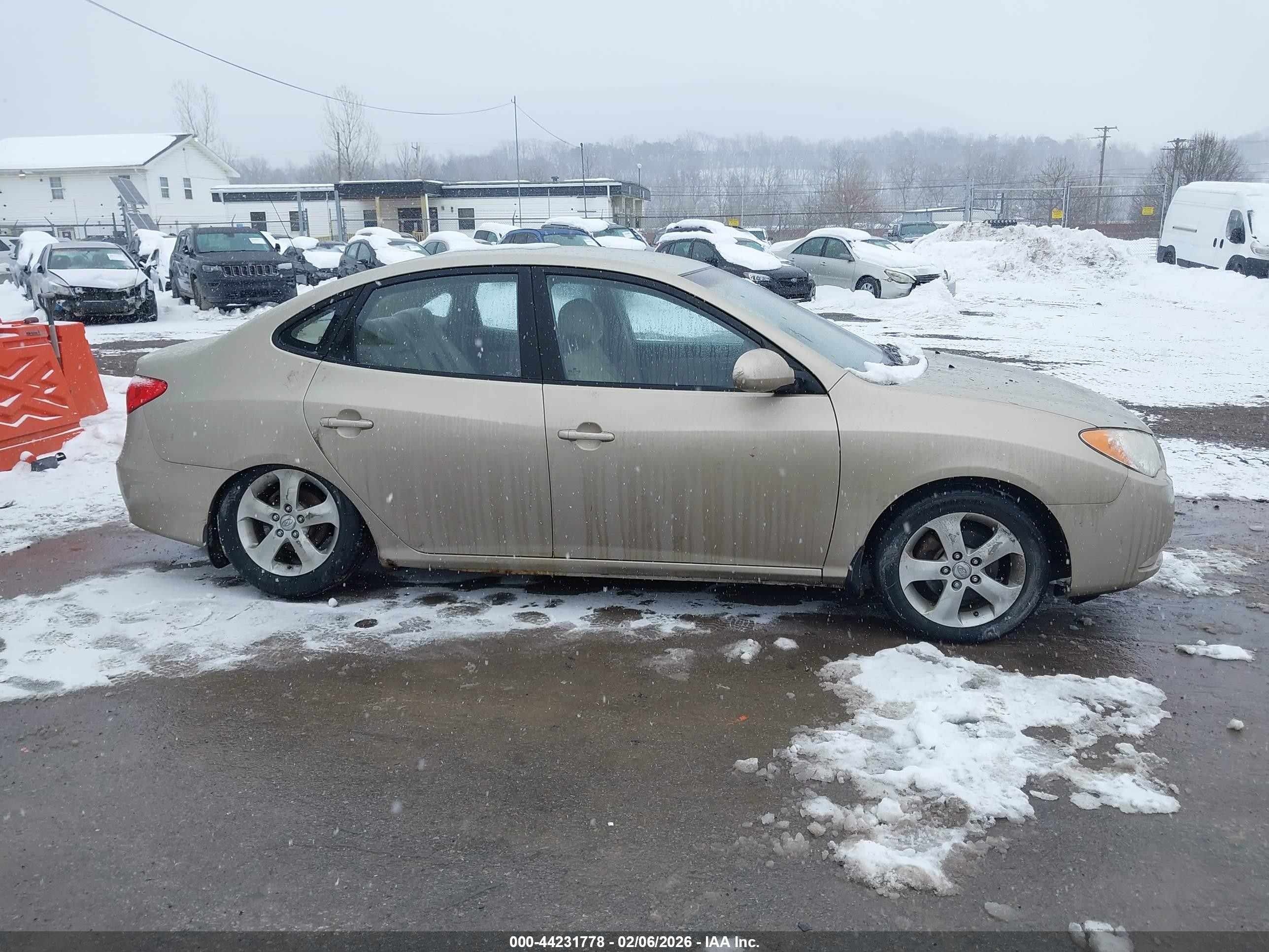 2007 Hyundai Elantra Gls/limited/se Gold vin: KMHDU46D27U029067