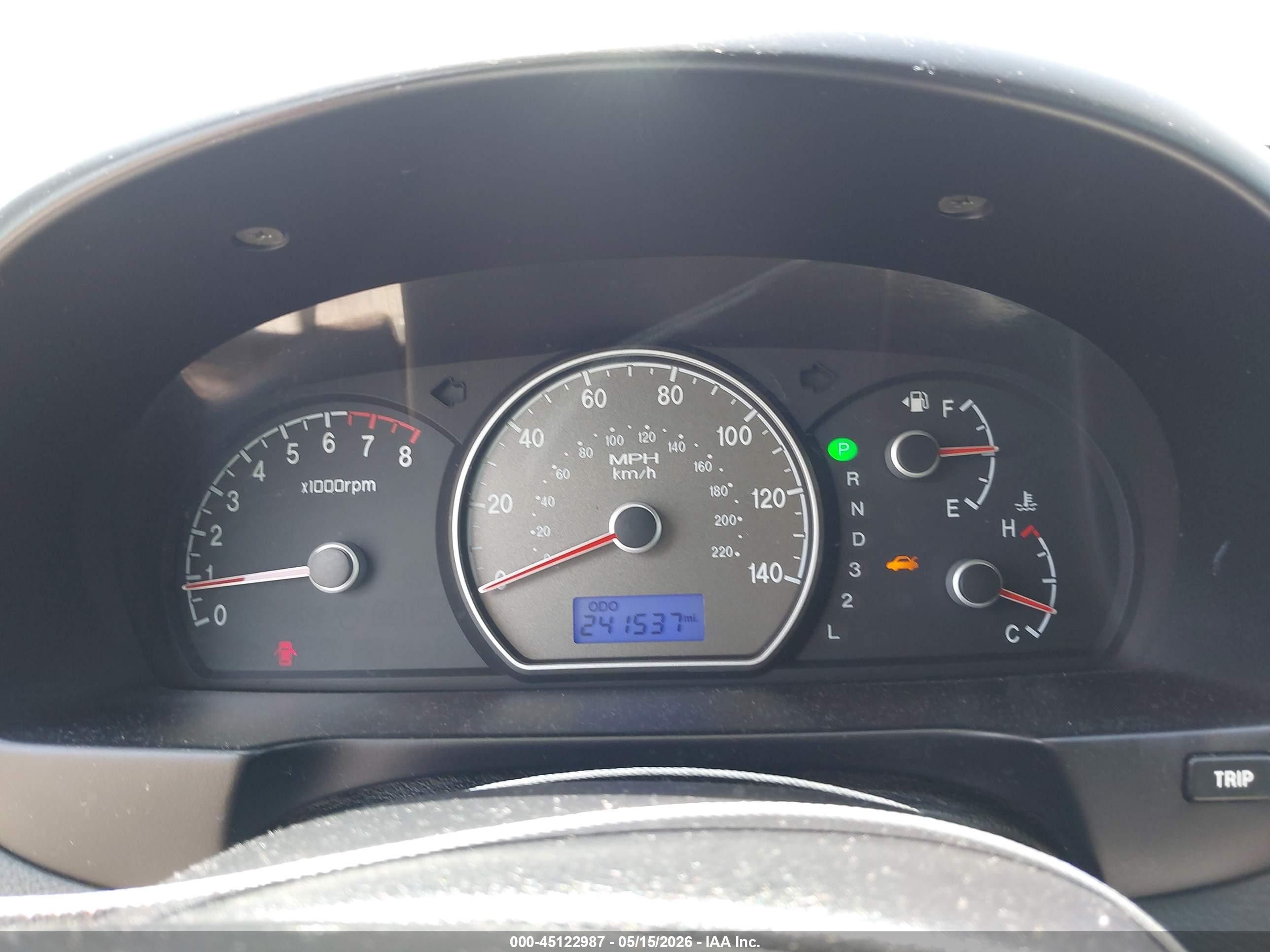 2007 Hyundai Elantra Gls/limited/se White vin: KMHDU46D27U076714