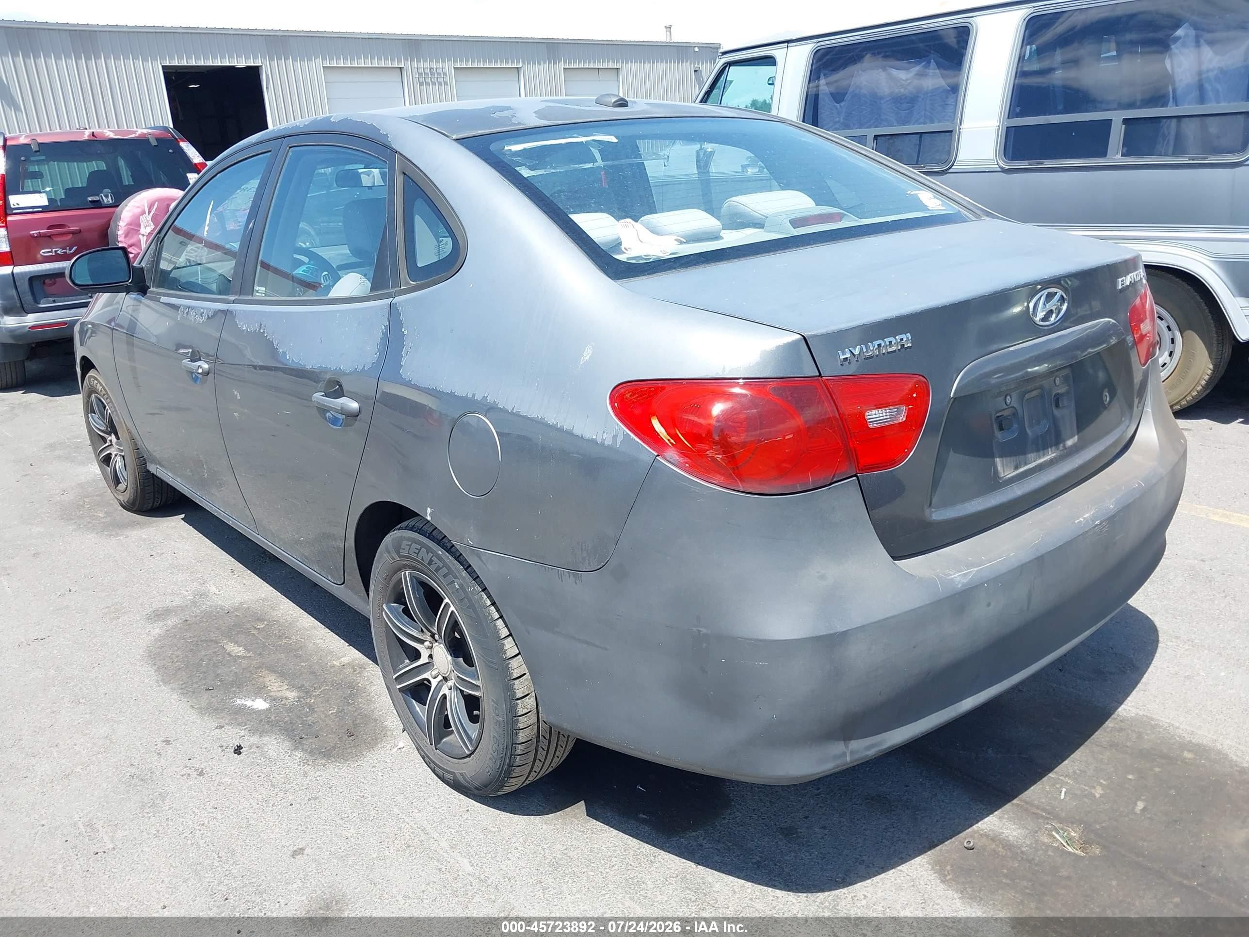 2007 Hyundai Elantra Gls/ltd/se Серебряный vin: KMHDU46D27U140539