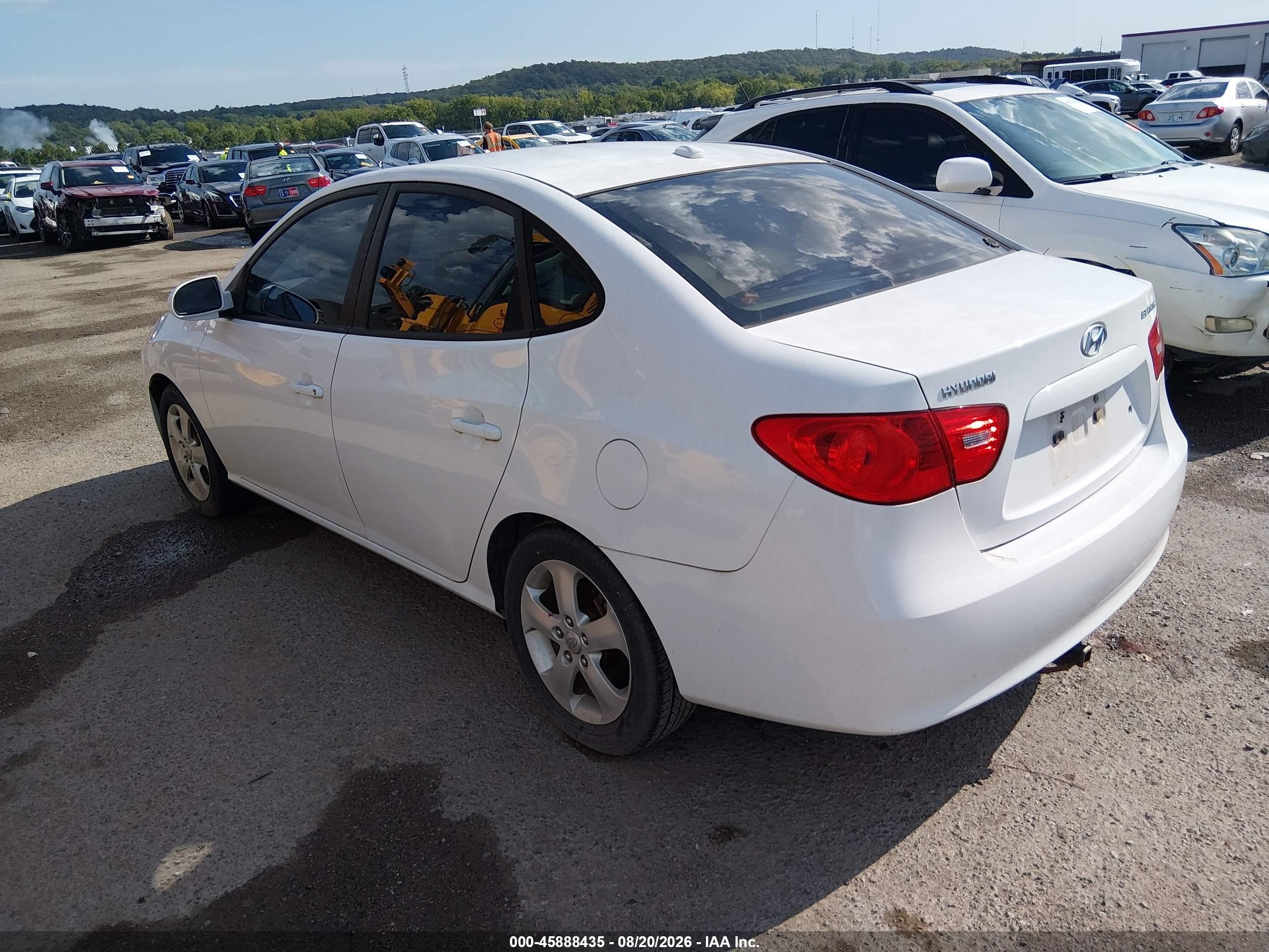 2007 Hyundai Elantra Gls/ltd/se Белый vin: KMHDU46D27U147734