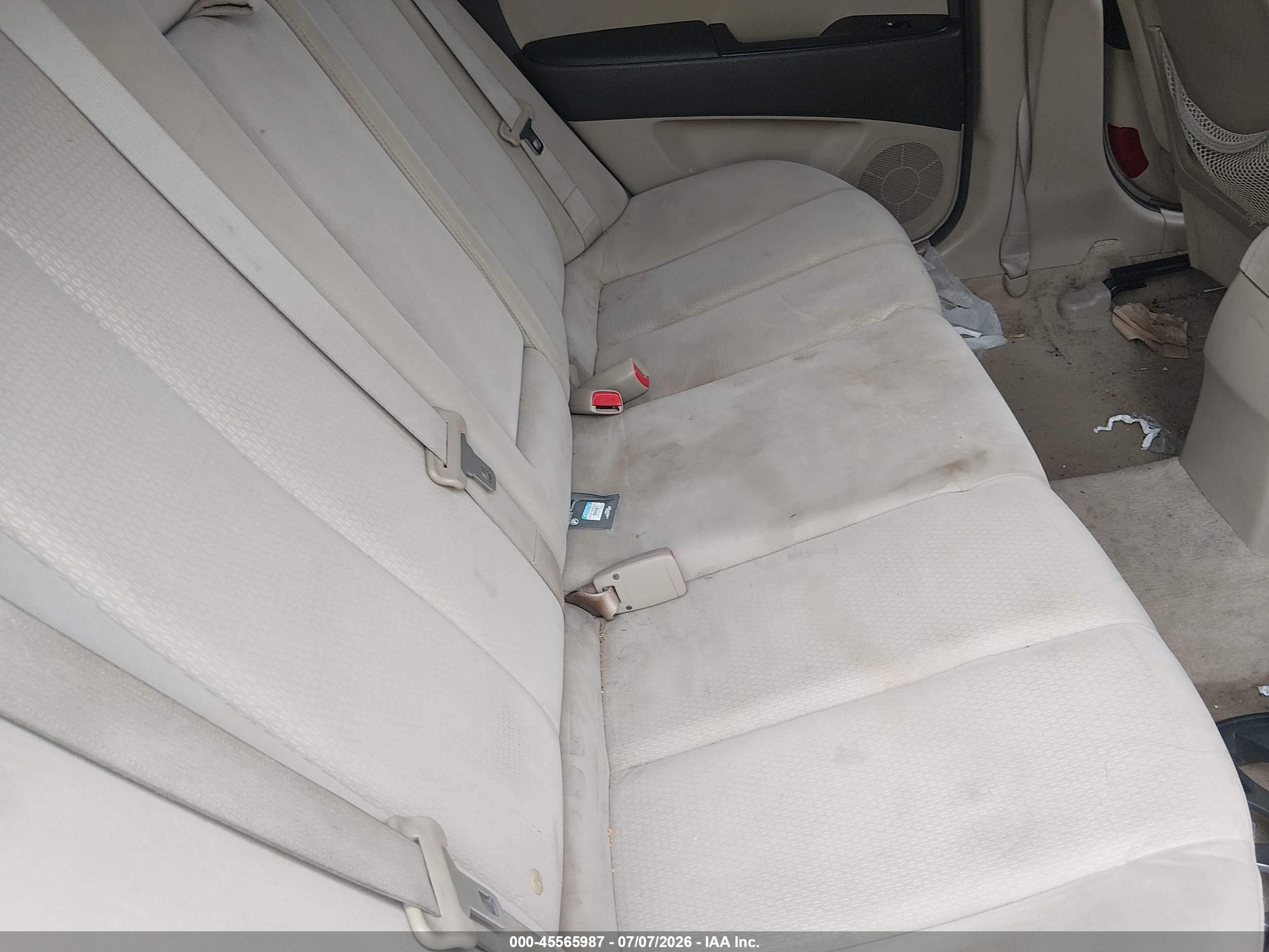 2007 Hyundai Elantra Gls/ltd/se White vin: KMHDU46D27U149564