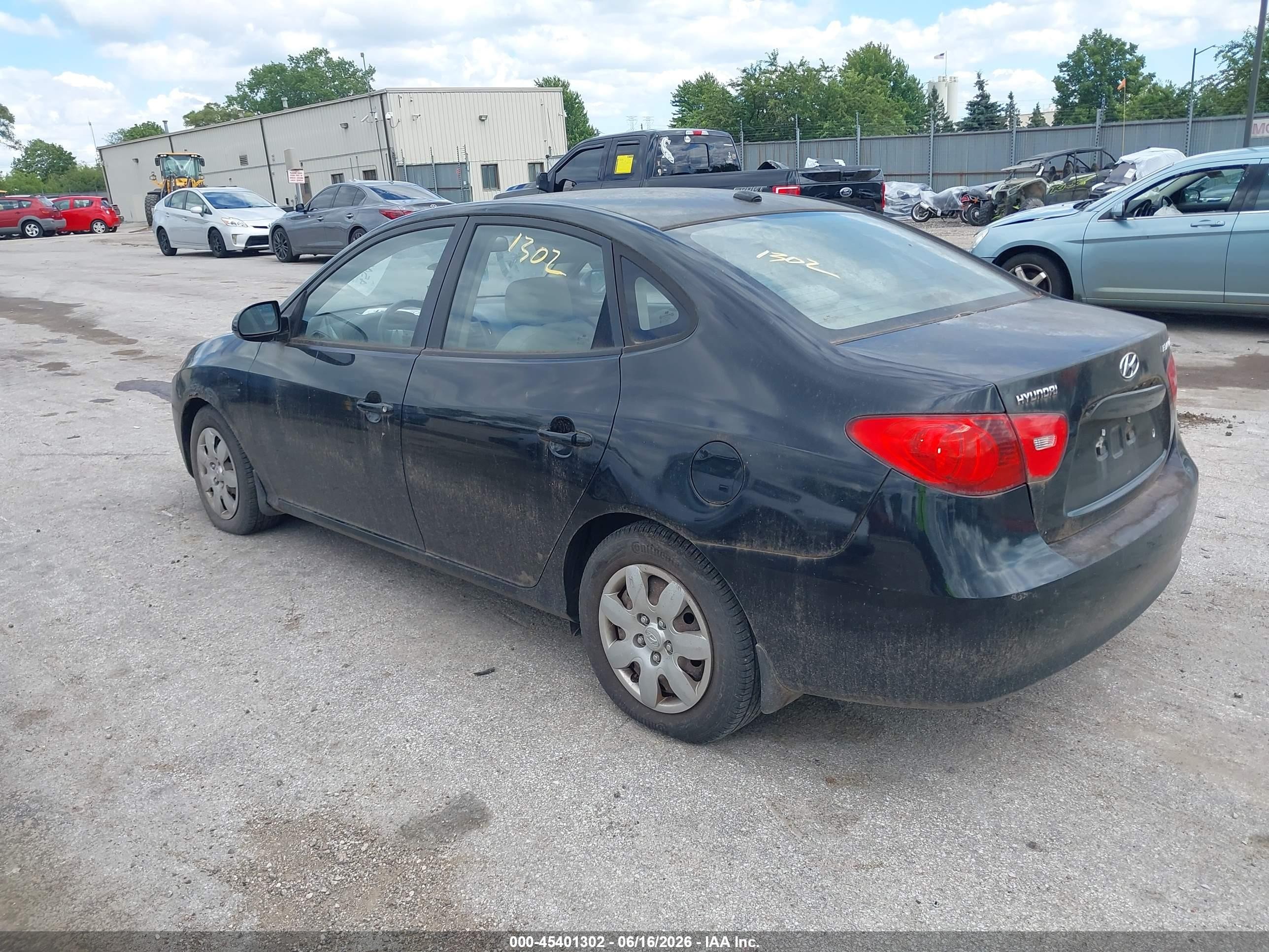 2008 Hyundai Elantra Gls/se Gray vin: KMHDU46D28U274467