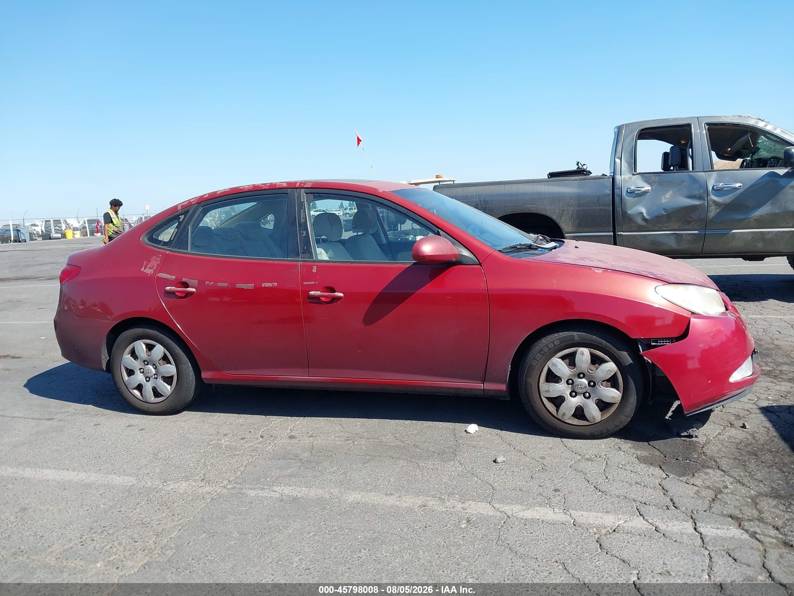 2008 Hyundai Elantra Gls/se Красный vin: KMHDU46D28U413397