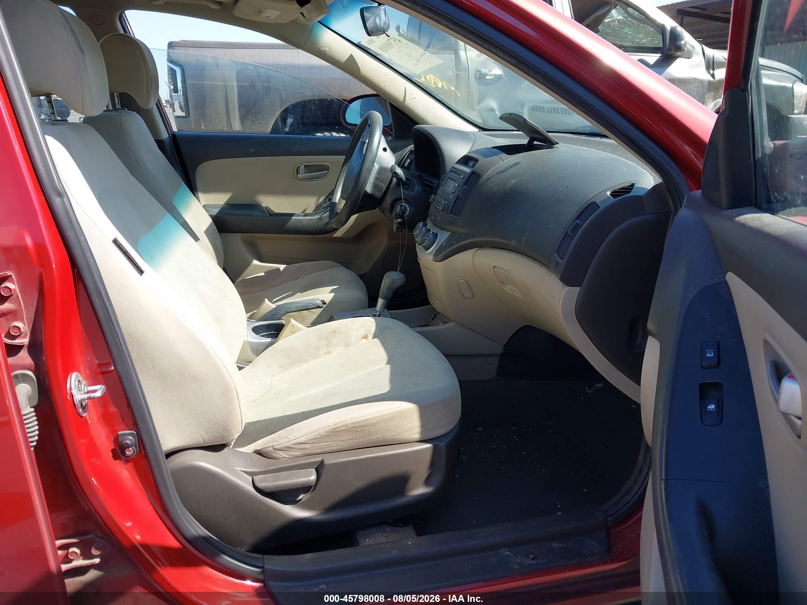 2008 Hyundai Elantra Gls/se Красный vin: KMHDU46D28U413397