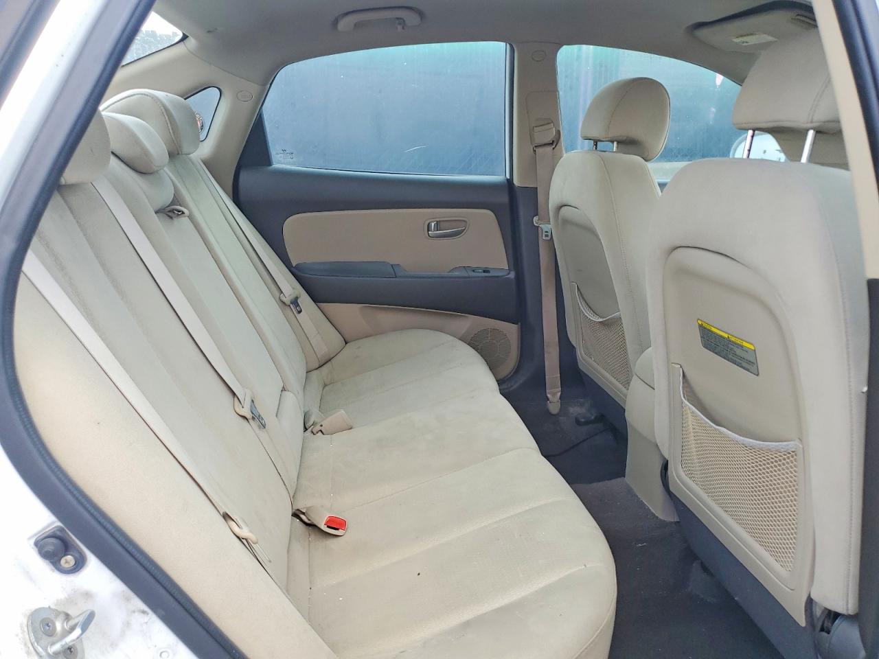 2008 Hyundai Elantra Gls White vin: KMHDU46D28U430989