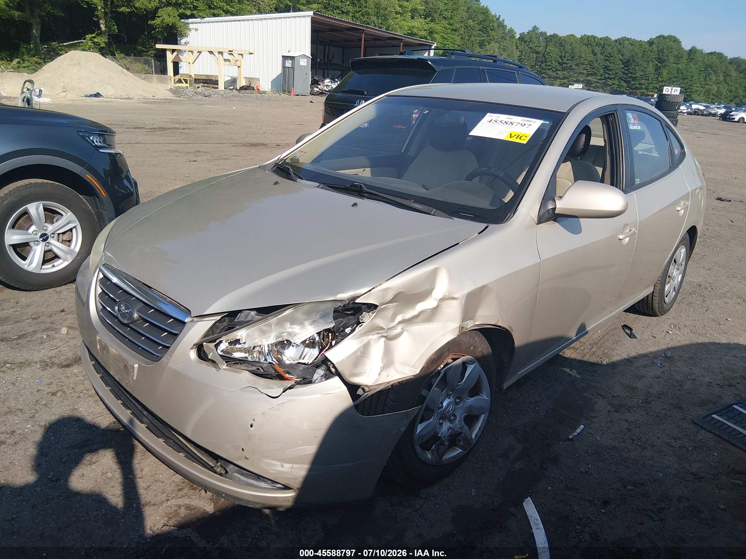 2008 Hyundai Elantra Gls/se Gold vin: KMHDU46D28U565325