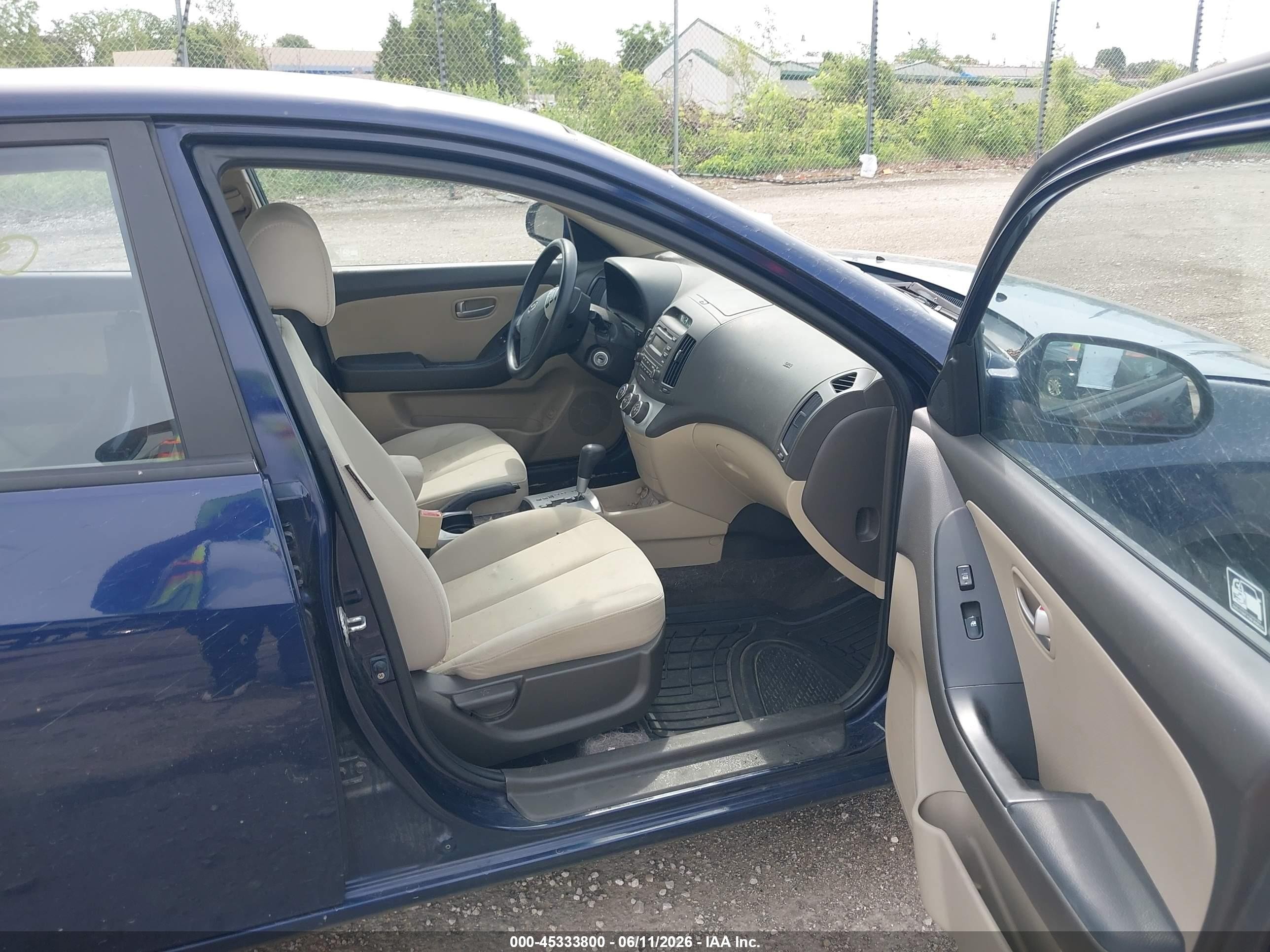 2008 Hyundai Elantra Gls/se Dark Blue vin: KMHDU46D28U577880