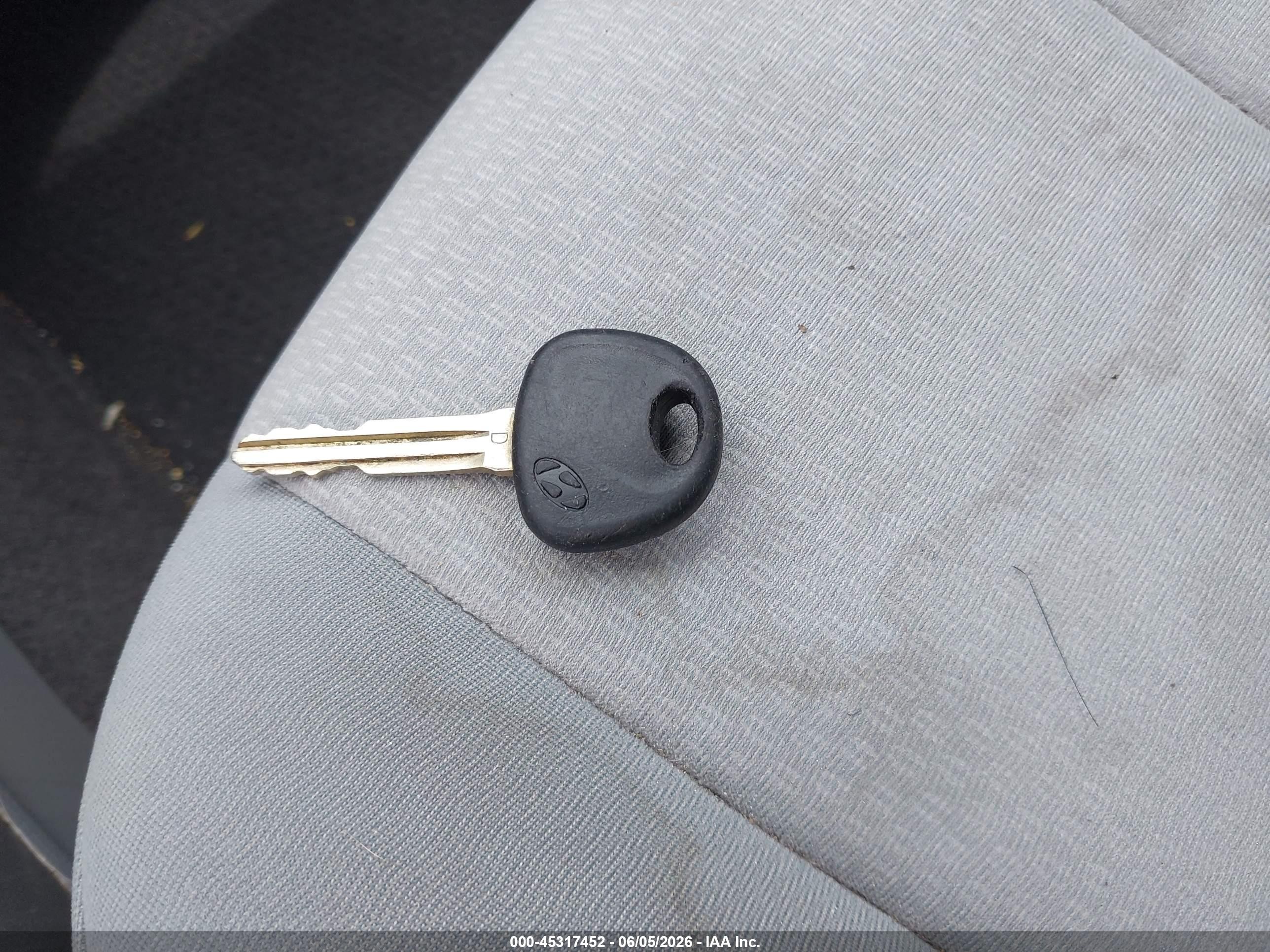 2009 Hyundai Elantra Se Silver vin: KMHDU46D29U595877
