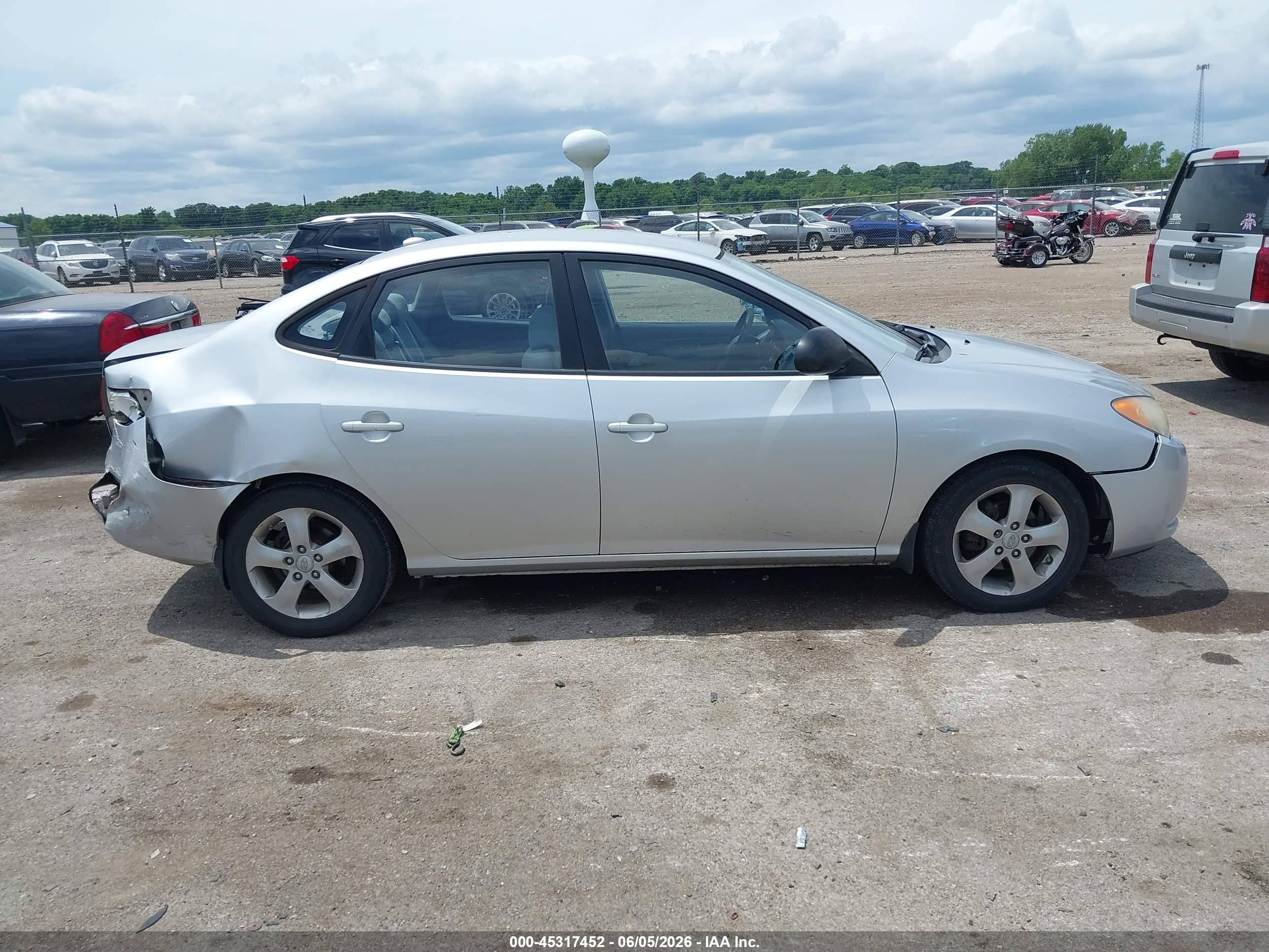 2009 Hyundai Elantra Se Silver vin: KMHDU46D29U595877