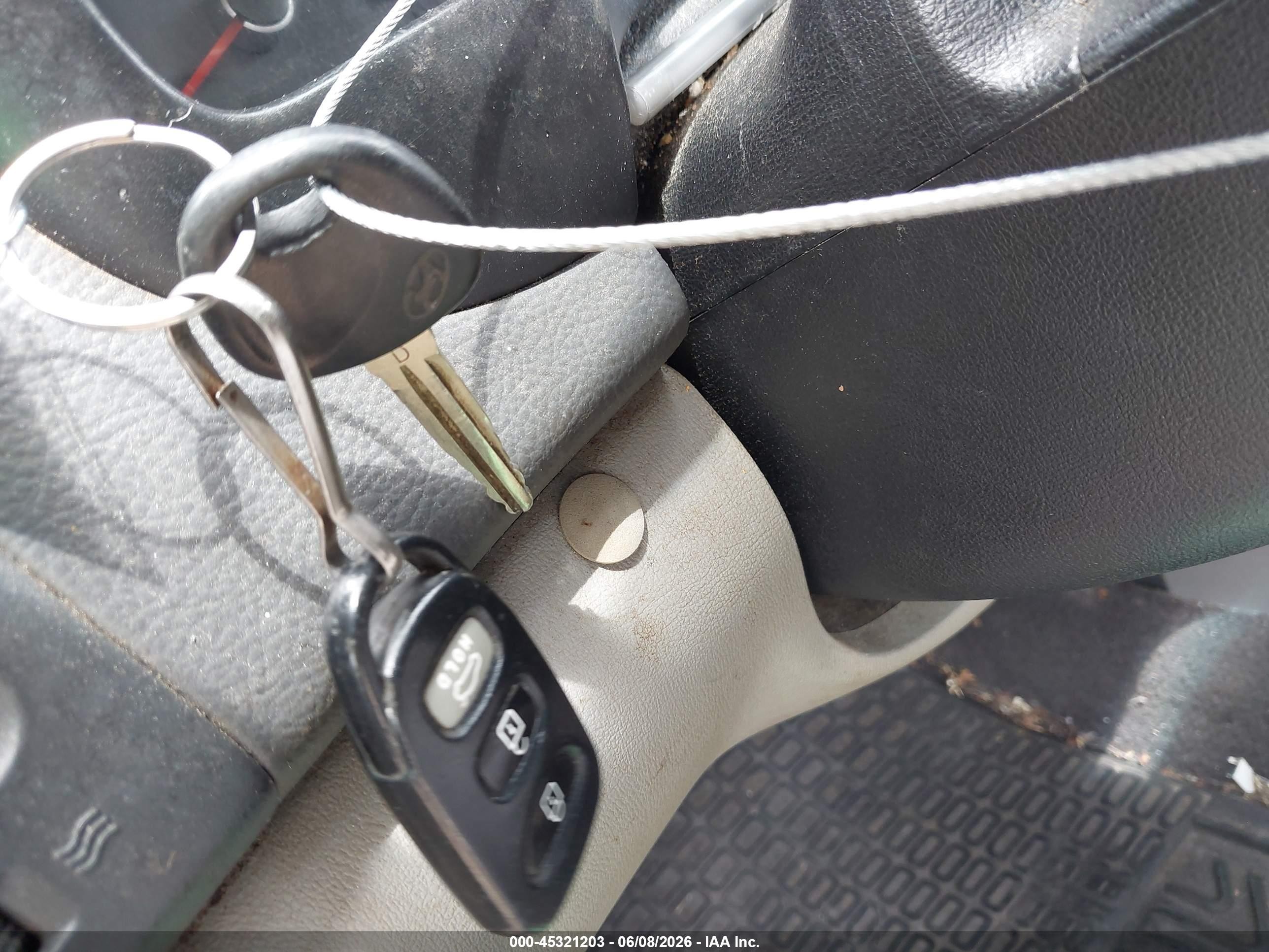 2009 Hyundai Elantra Gls Silver vin: KMHDU46D29U703656