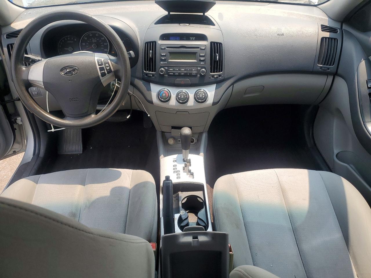2009 Hyundai Elantra Gls Серебряный vin: KMHDU46D29U714110