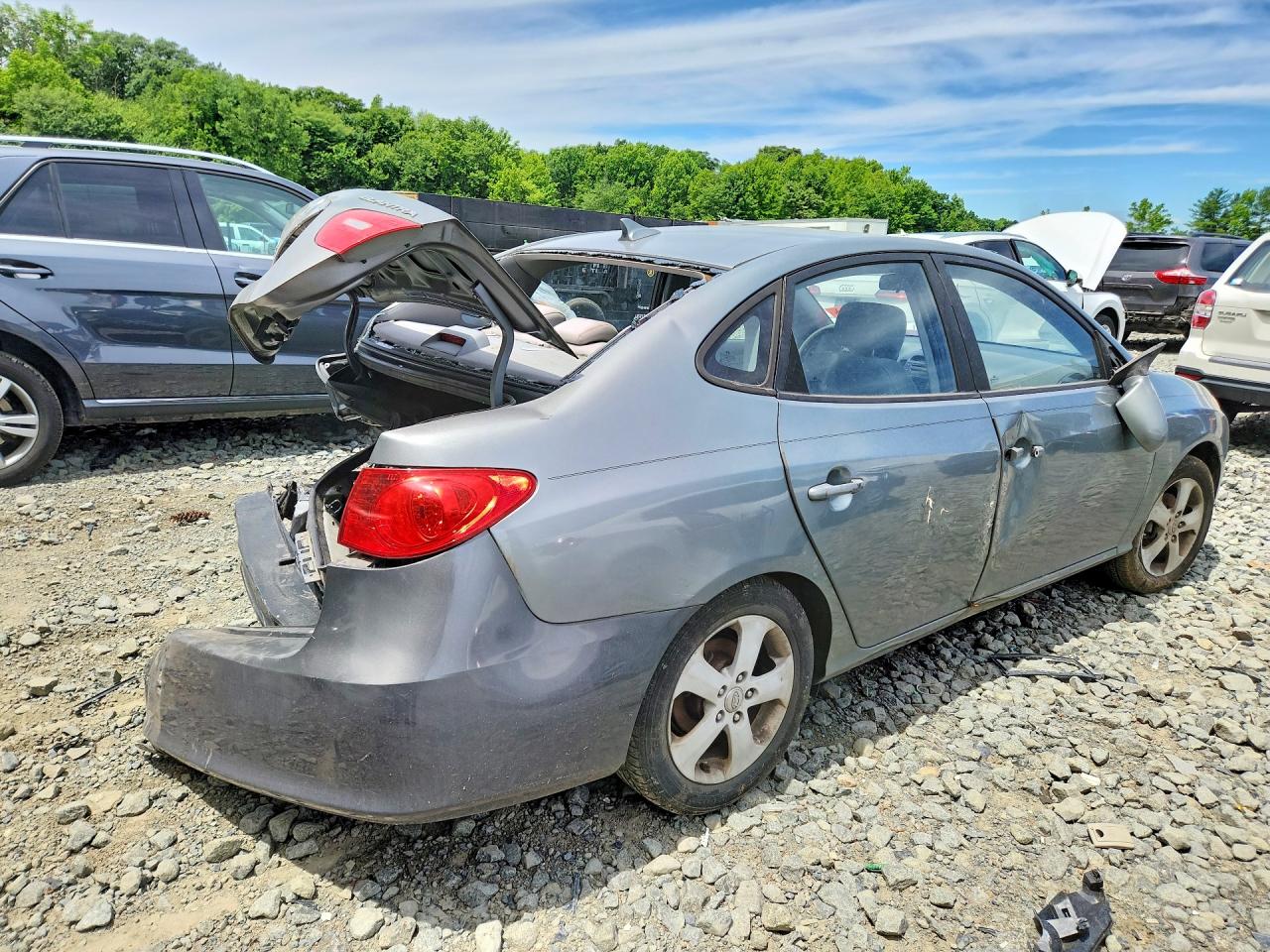 2009 Hyundai Elantra Blue vin: KMHDU46D29U820217