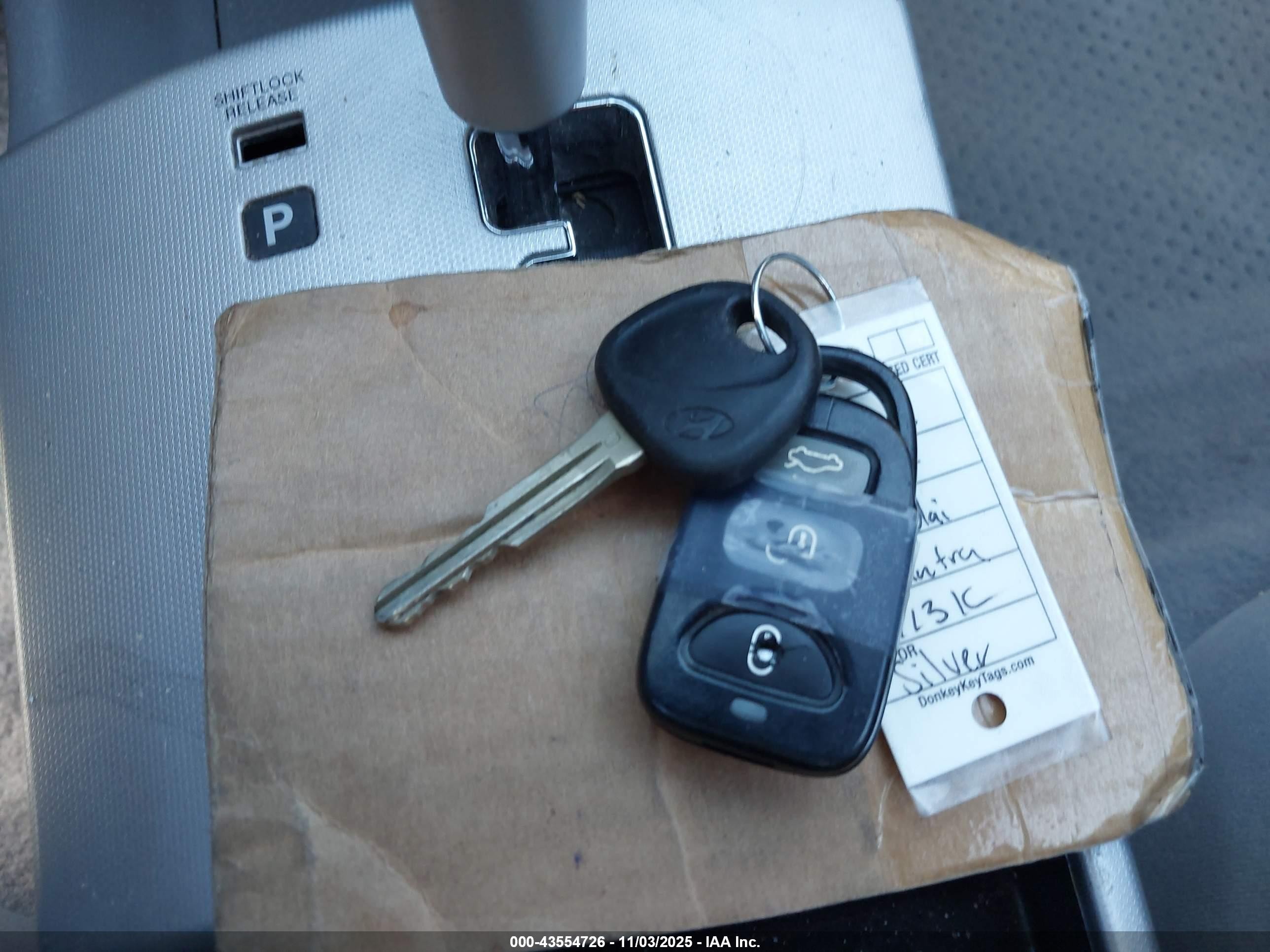 2007 Hyundai Elantra Gls/limited/se Silver vin: KMHDU46D37U221663