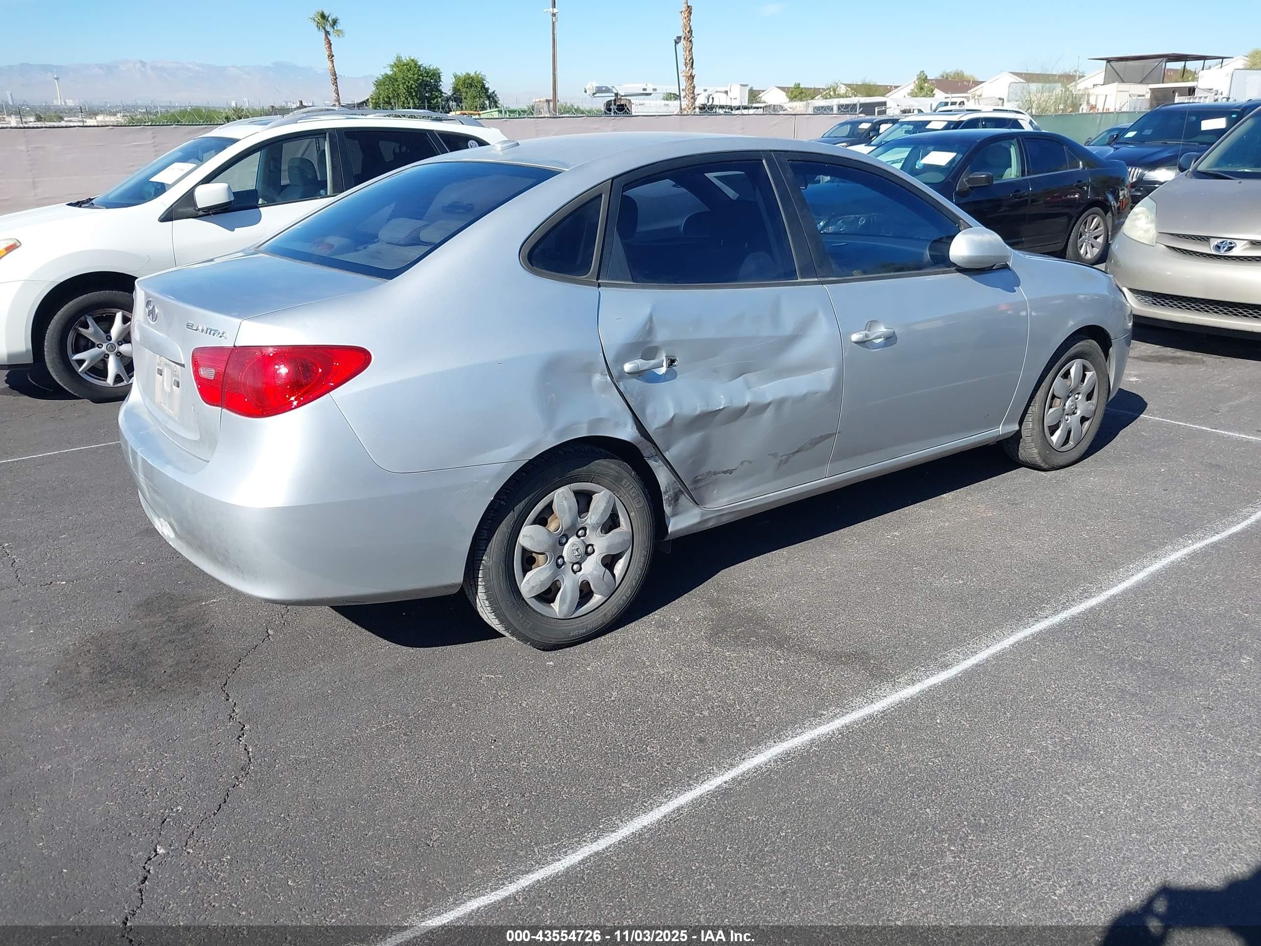 2007 Hyundai Elantra Gls/limited/se Silver vin: KMHDU46D37U221663