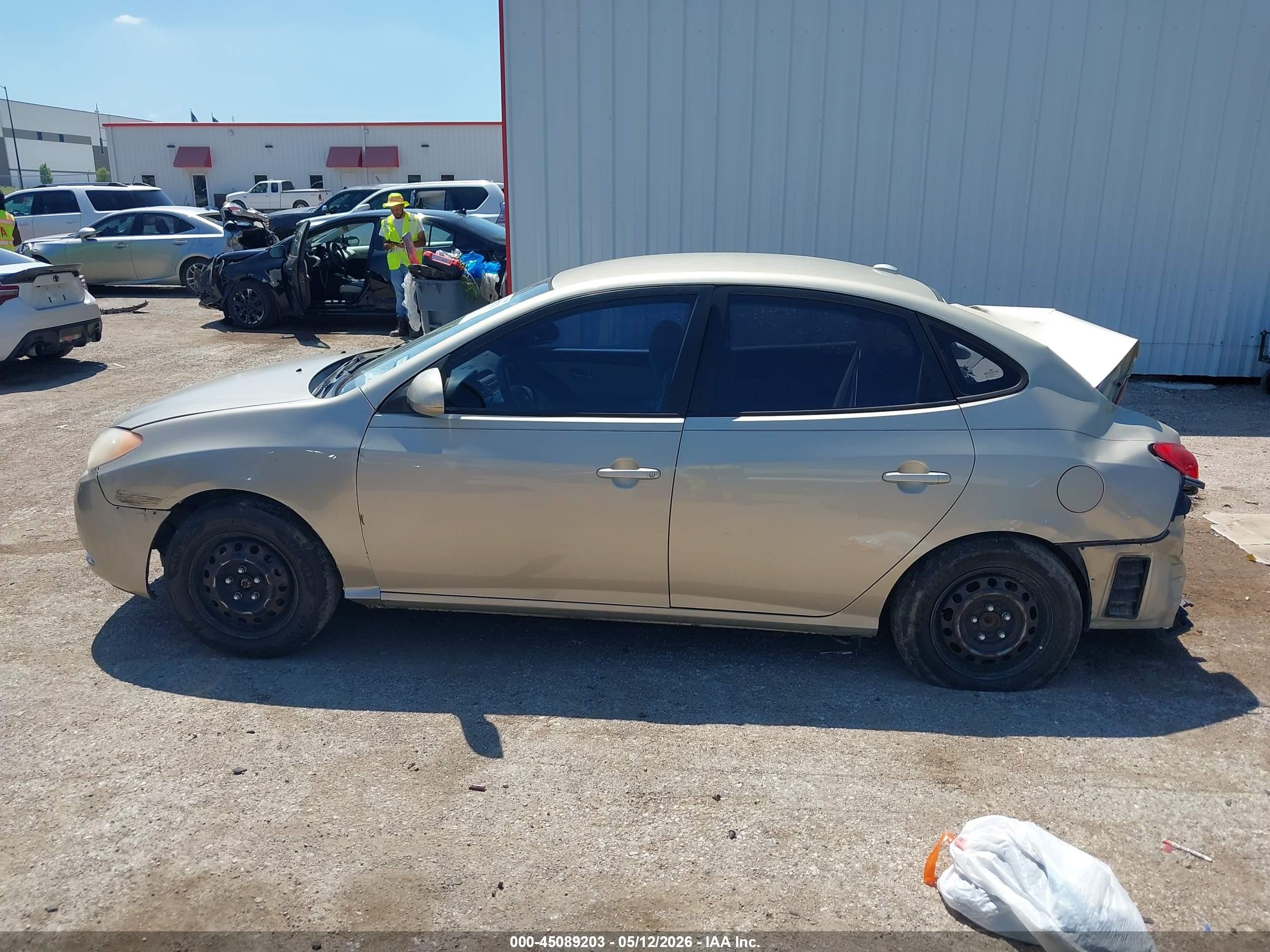 2007 Hyundai Elantra Gls/limited/se Gold vin: KMHDU46D37U224644
