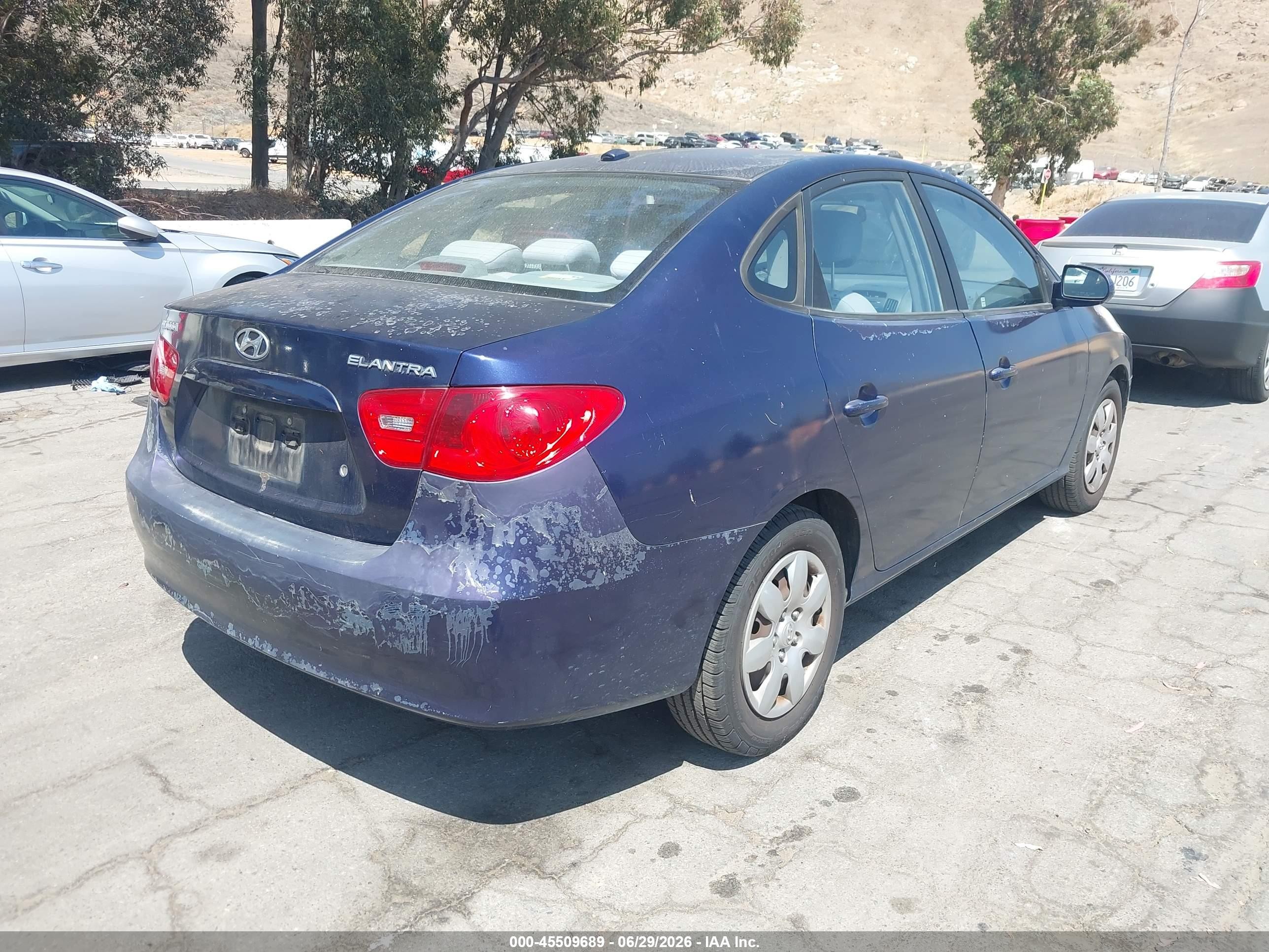 2008 Hyundai Elantra Gls/se Purple vin: KMHDU46D38U300932