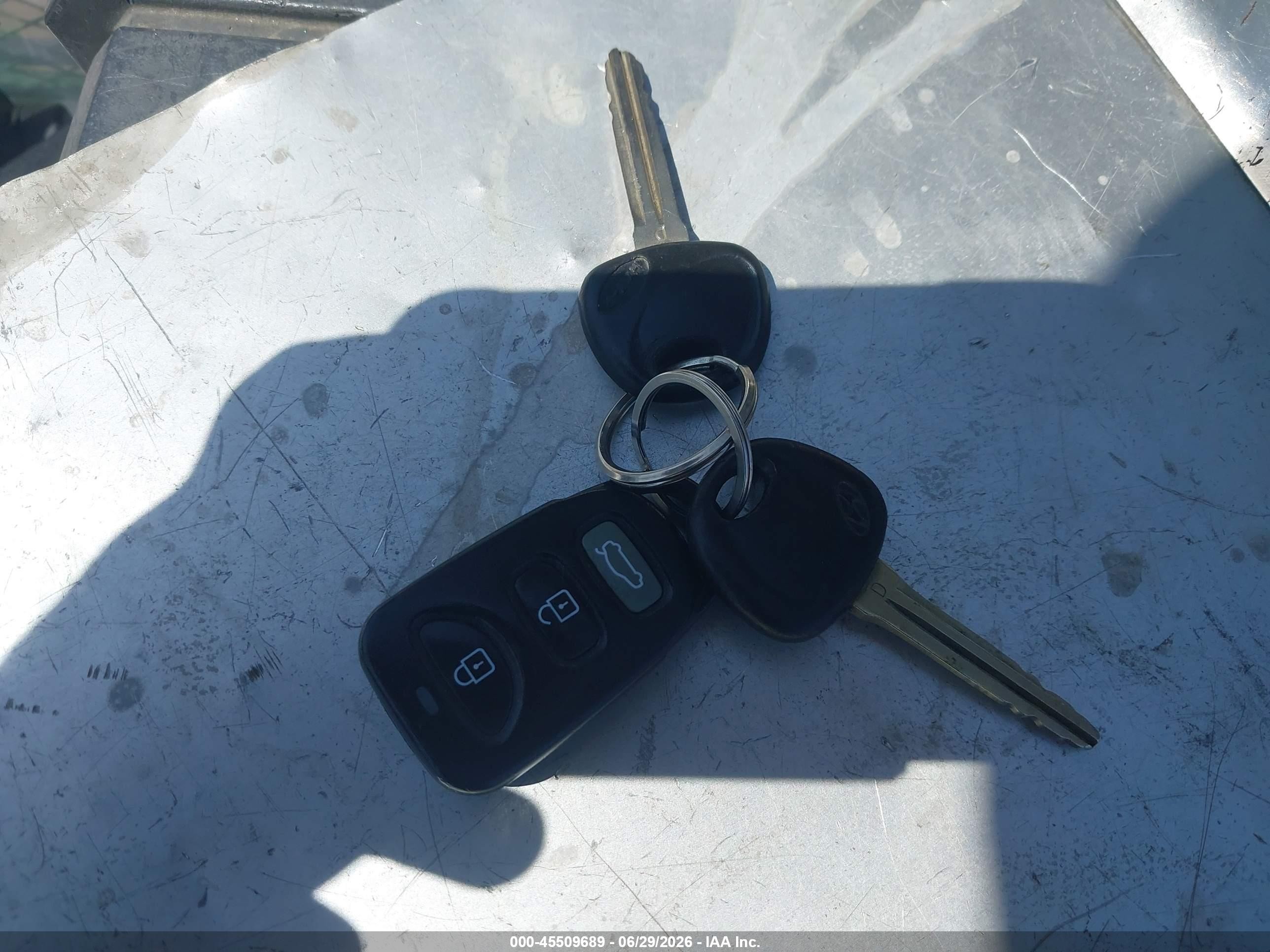 2008 Hyundai Elantra Gls/se Purple vin: KMHDU46D38U300932