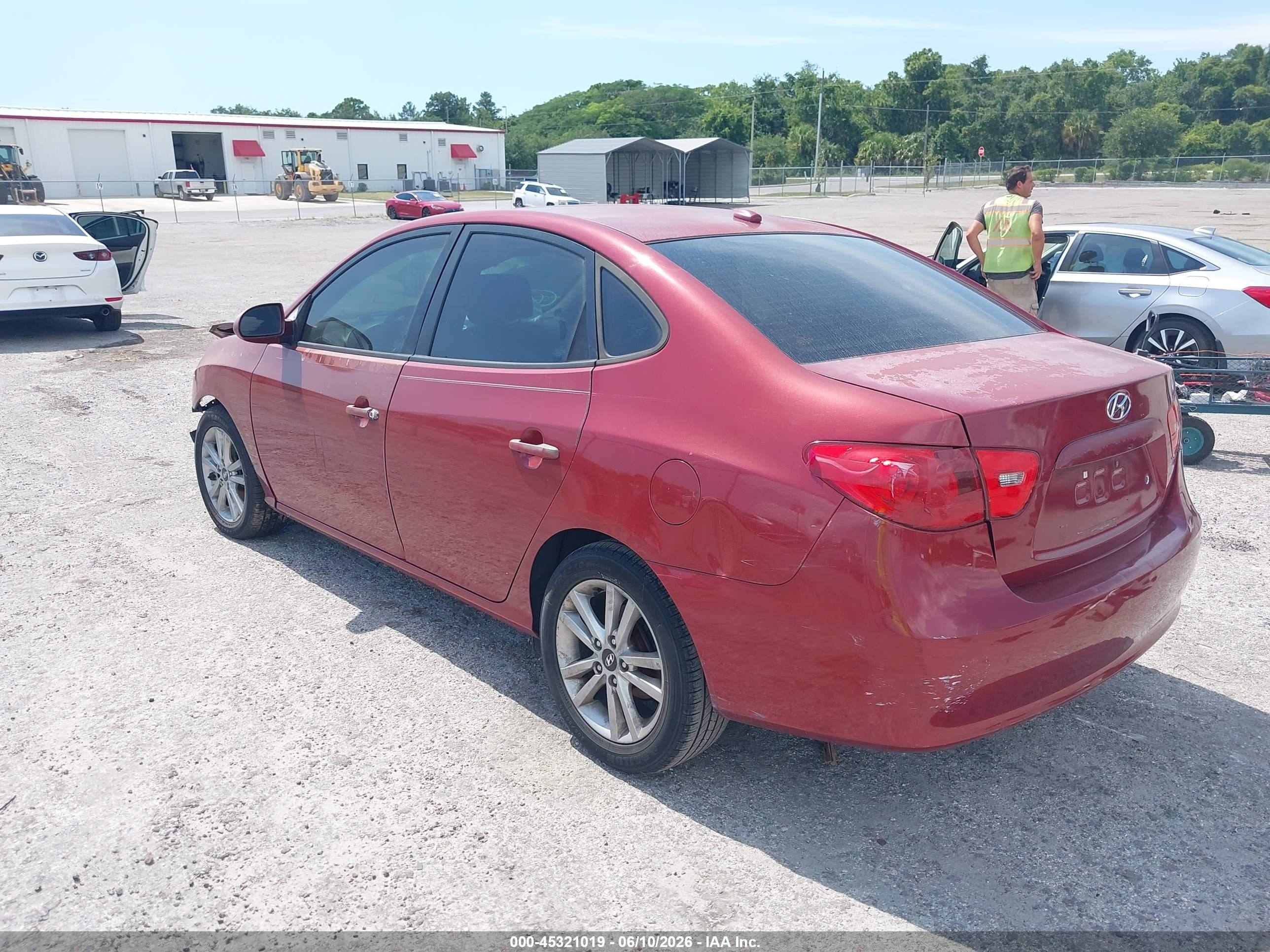 2008 Hyundai Elantra Gls/se Red vin: KMHDU46D38U318797