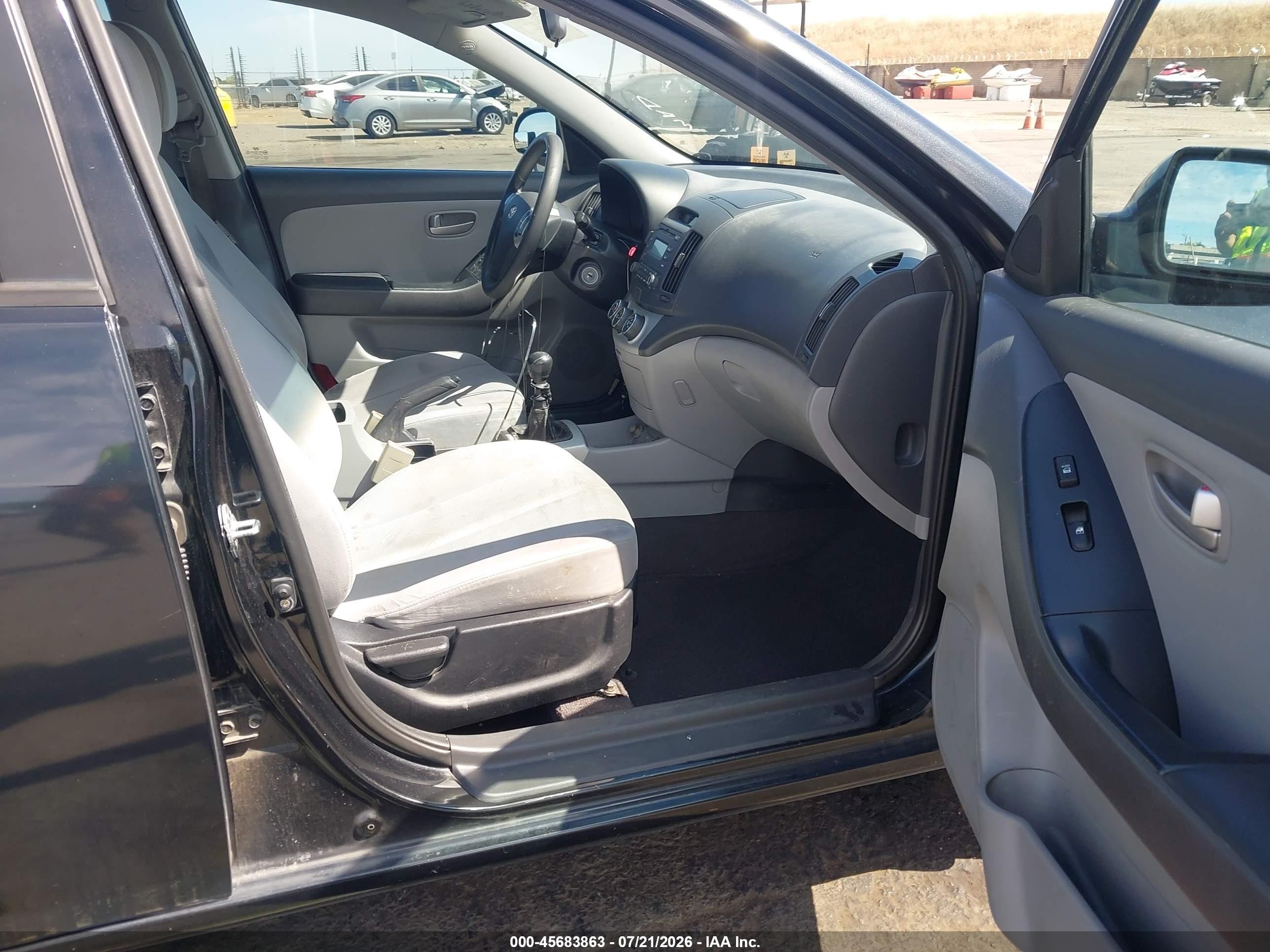 2008 Hyundai Elantra Gls/se Black vin: KMHDU46D38U439068