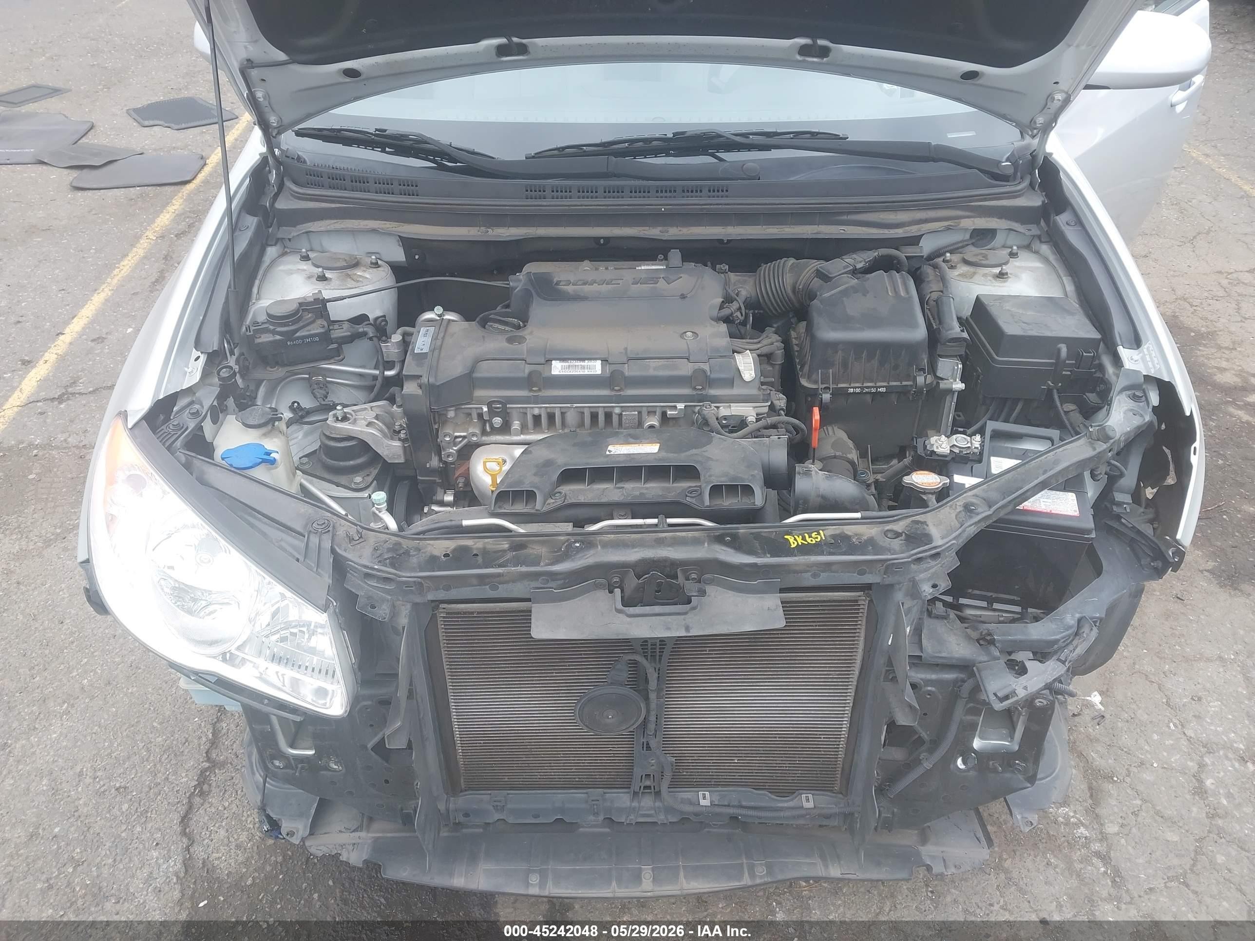 2008 Hyundai Elantra Gls/se Silver vin: KMHDU46D38U509250