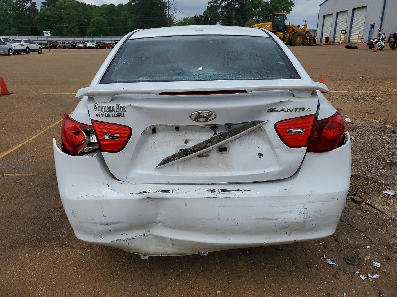 2008 Hyundai Elantra Gls White vin: KMHDU46D38U545522