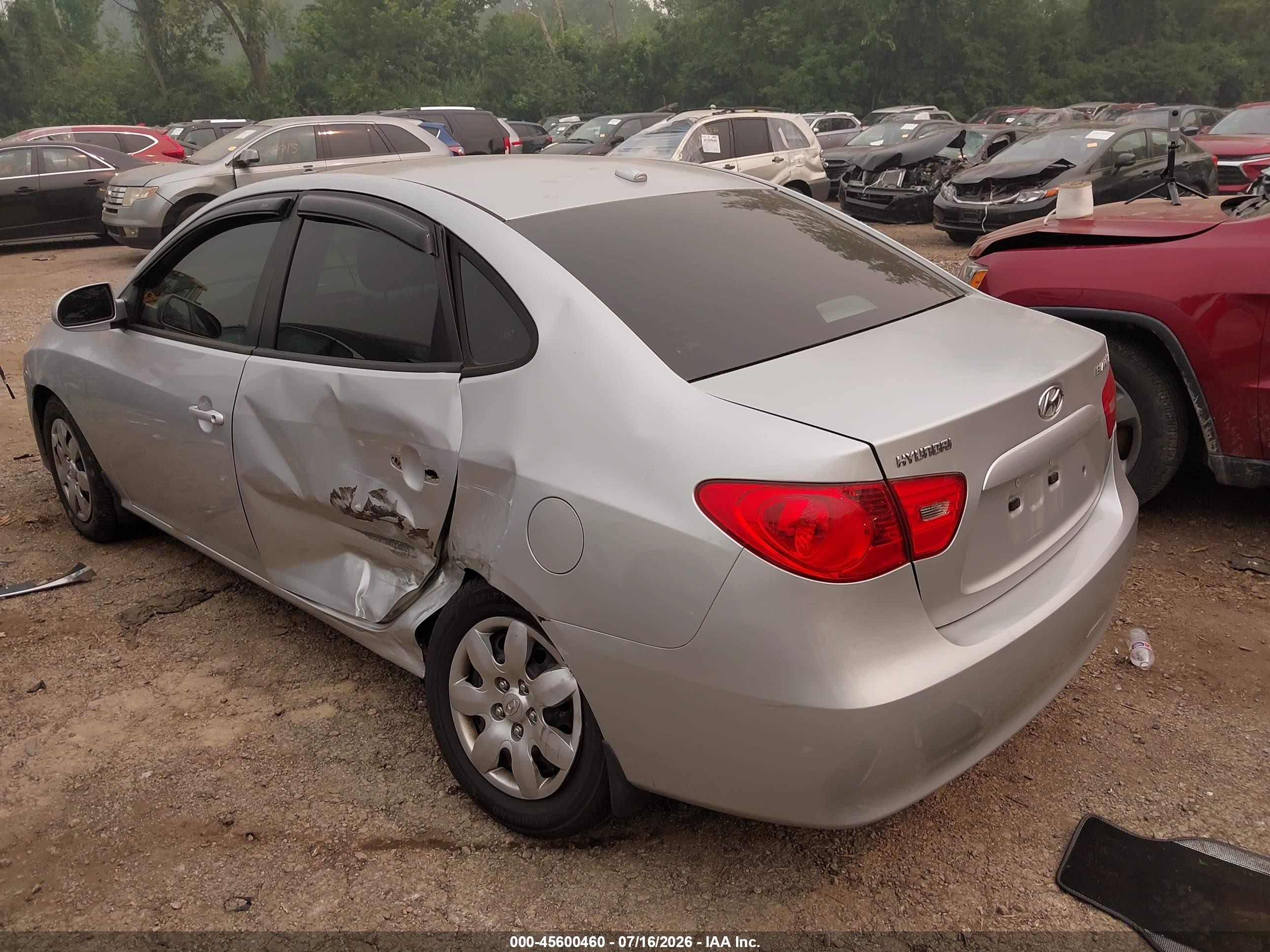 2008 Hyundai Elantra Gls/se Silver vin: KMHDU46D38U565785