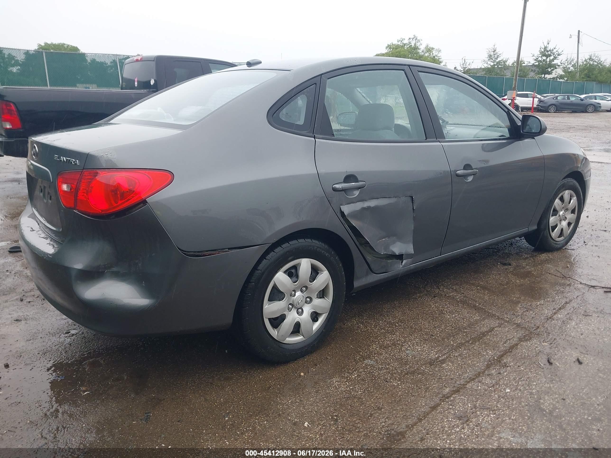 2008 Hyundai Elantra Gls/se Gray vin: KMHDU46D38U578536