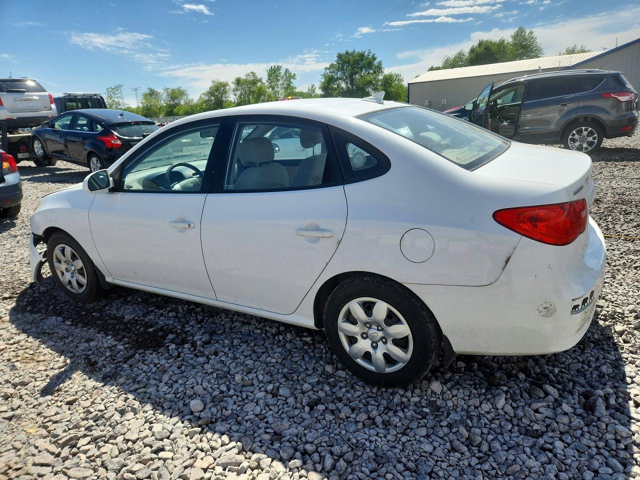 2009 Hyundai Elantra Gls White vin: KMHDU46D39U675494