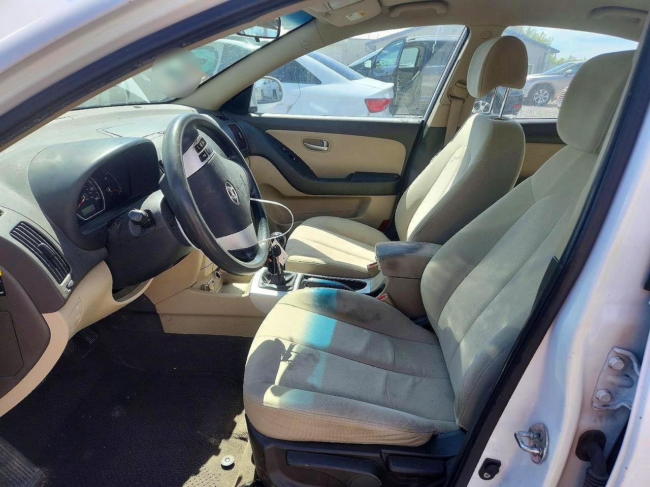 2009 Hyundai Elantra Gls White vin: KMHDU46D39U675494