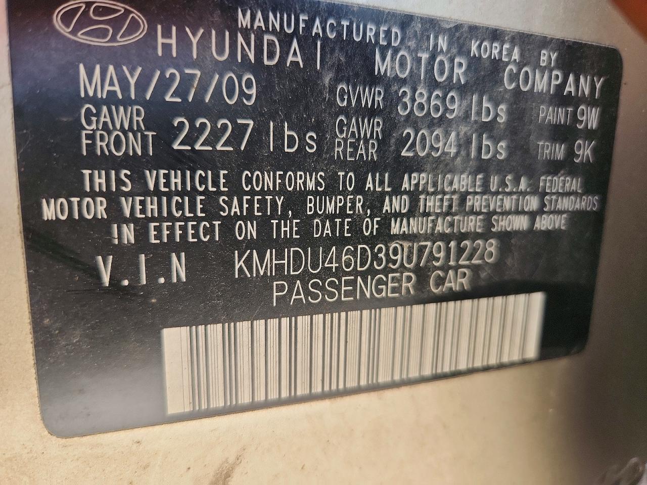 2009 Hyundai Elantra Gls Two Tone vin: KMHDU46D39U791228
