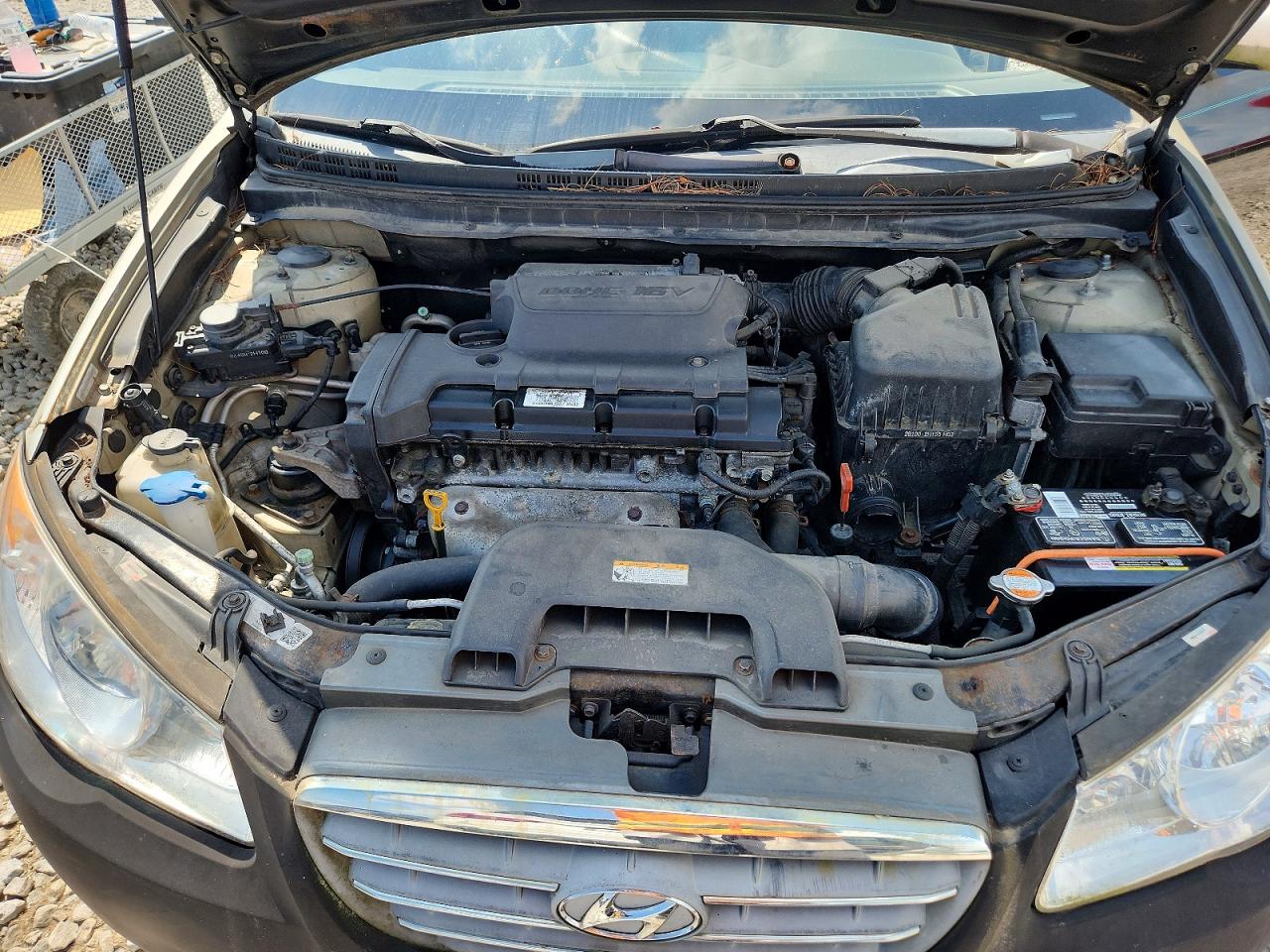 2009 Hyundai Elantra Gls Two Tone vin: KMHDU46D39U791228
