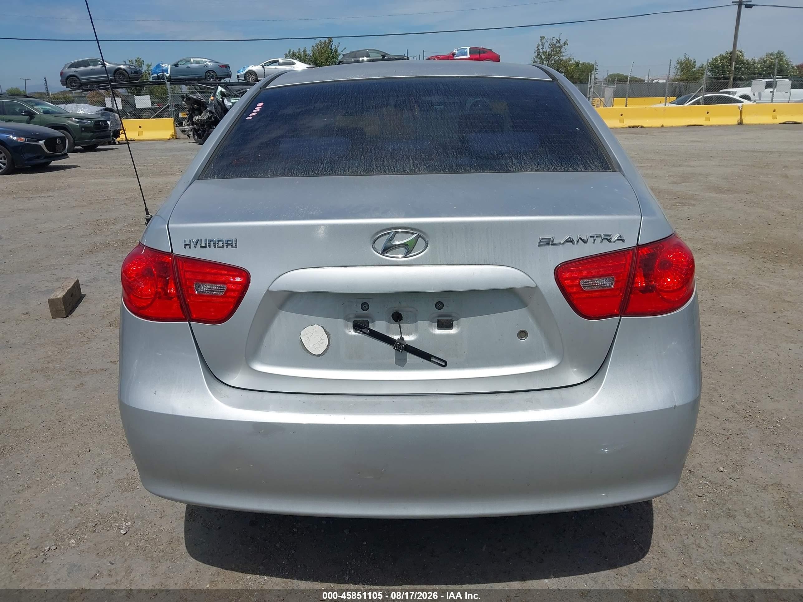 2007 Hyundai Elantra Gls/se/limited Silver vin: KMHDU46D47U112256