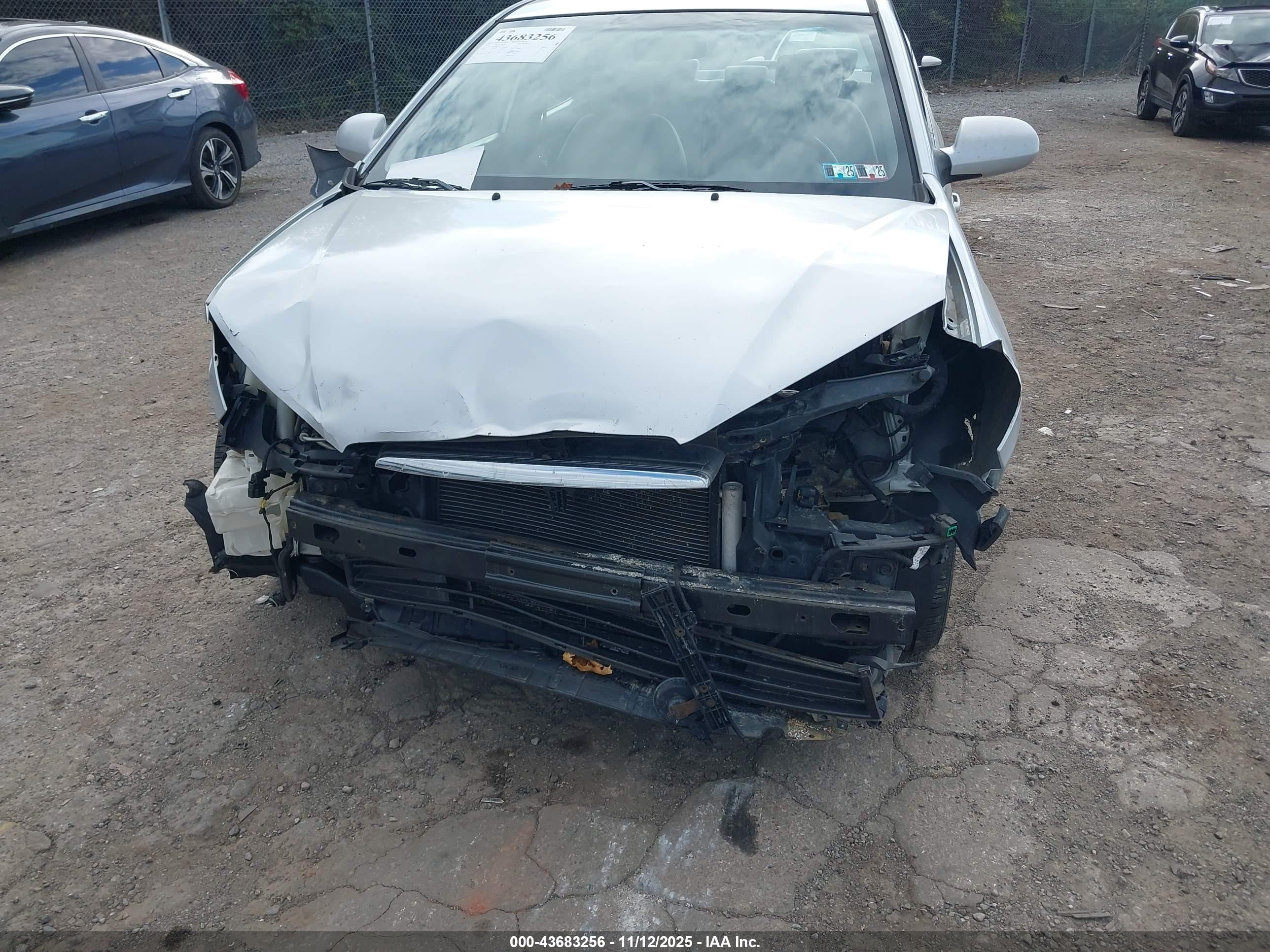 2007 Hyundai Elantra Gls/limited/se Silver vin: KMHDU46D47U122608