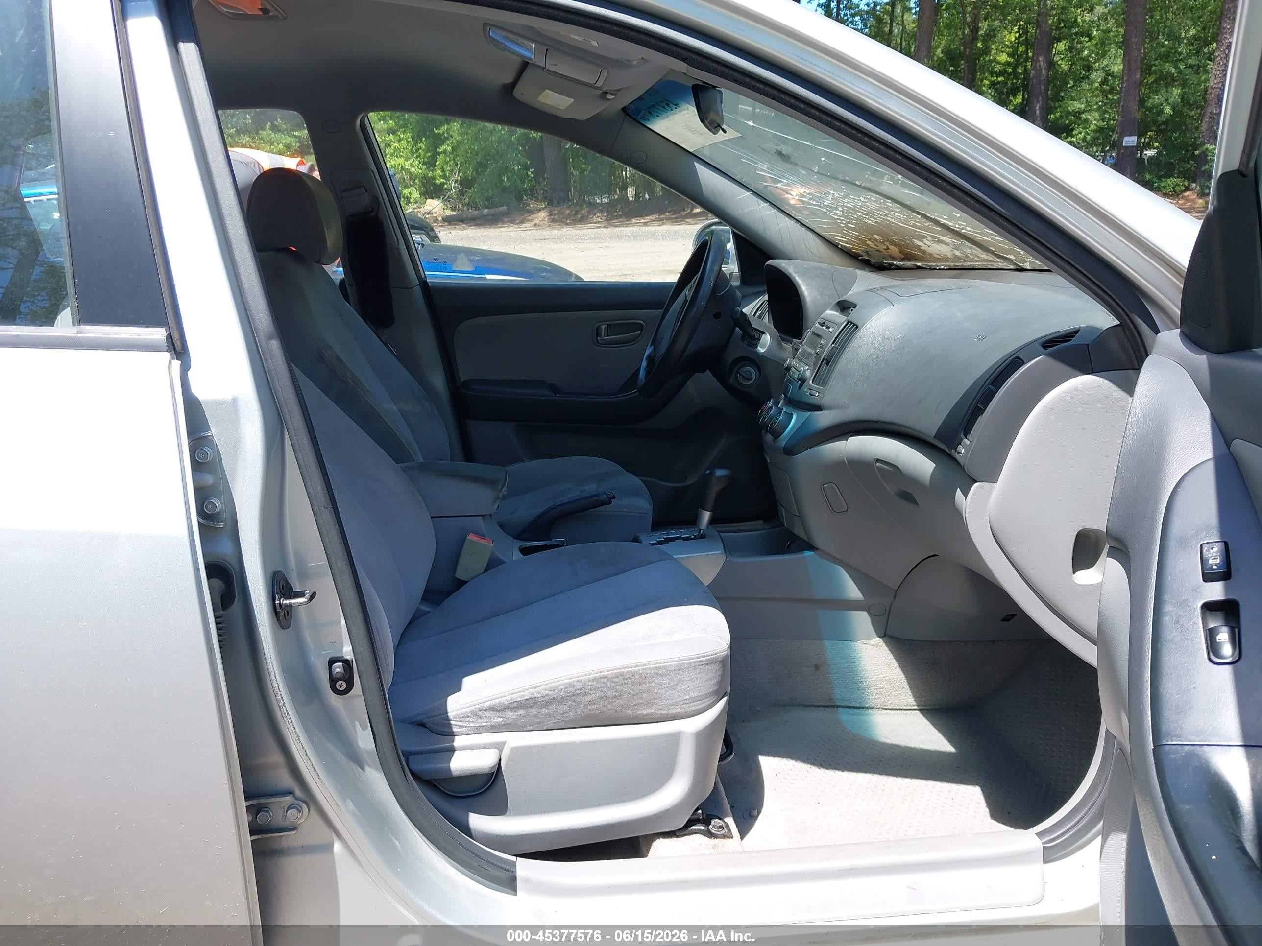 2007 Hyundai Elantra Gls/ltd/se Silver vin: KMHDU46D47U186650