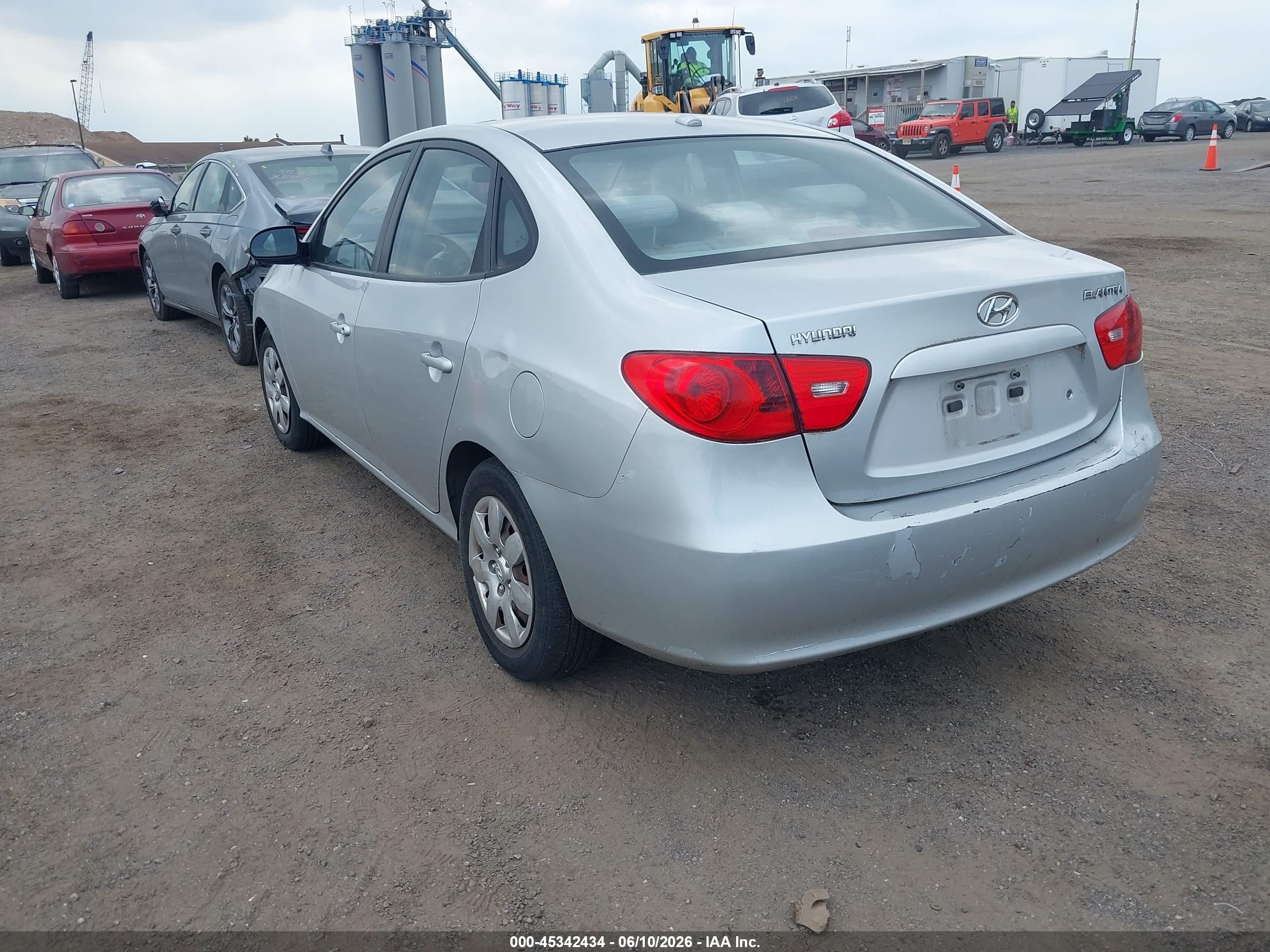 2008 Hyundai Elantra Gls/se Silver vin: KMHDU46D48U351713